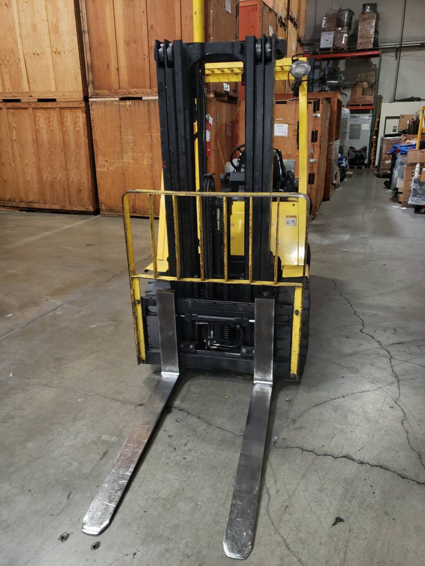 Hyster H60XM Forklift, 4Cyl., LP 3 Stage Mast, 3Ton Max Capacity, 42" Sideshift, 48" Forks, 2,573. - Image 4 of 7