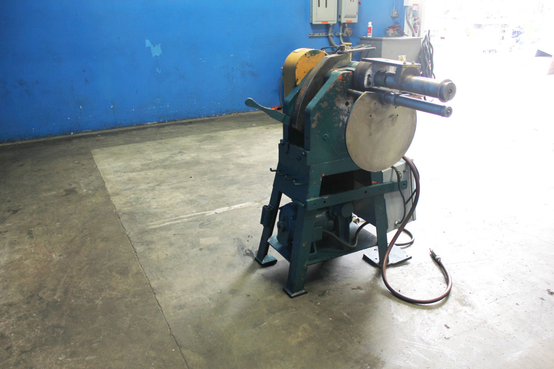 Power Beading & Crimping Machine | 24 Ga., Mdl: Unknown, S/N: Unknown, Located In: Huntington - Image 3 of 8