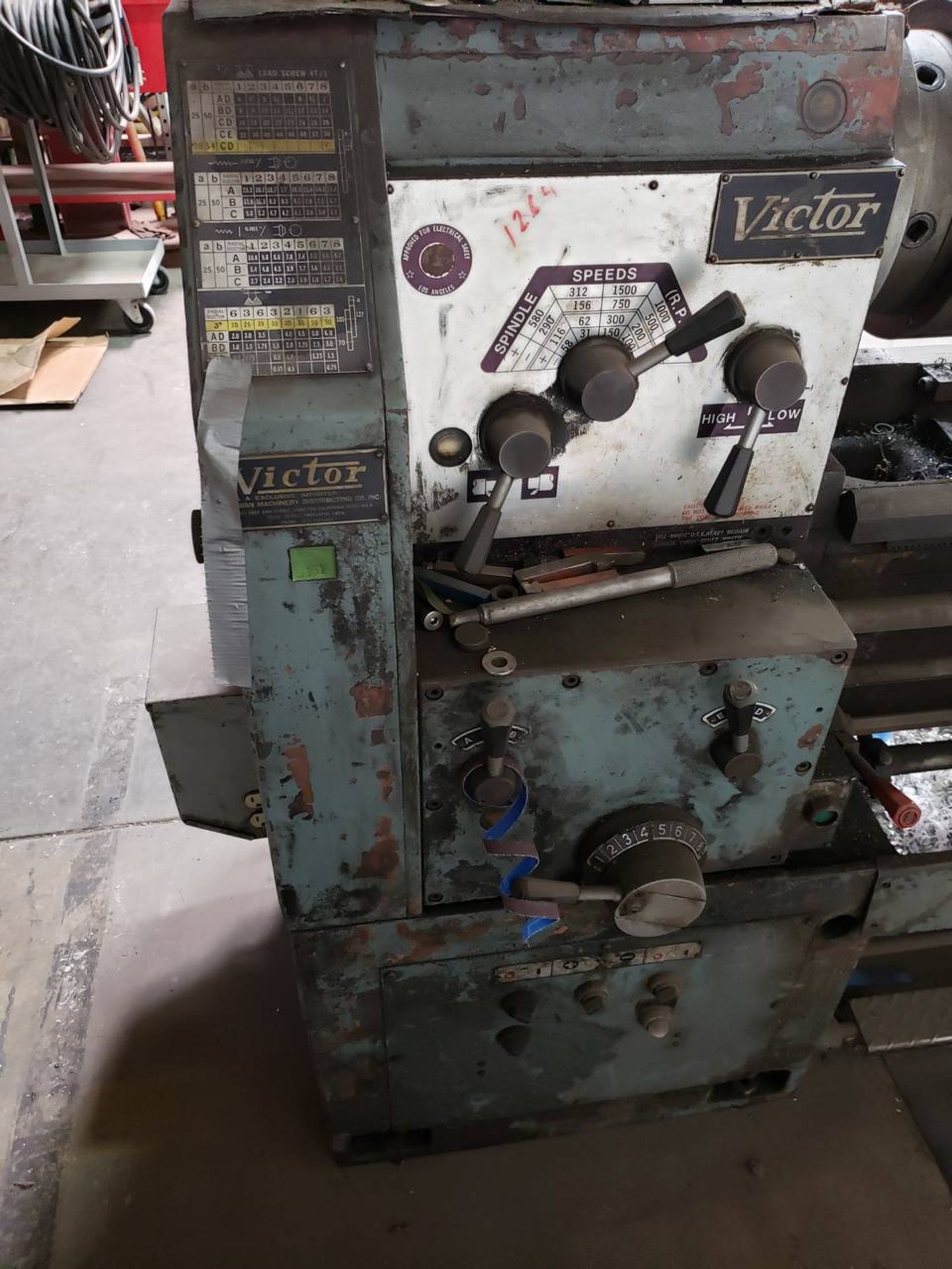 Victor 2060 Horizontal Engine Lathe w/ 8" Chuck, Spare Chuck & 1" Drill Attachment, Control - Image 3 of 10