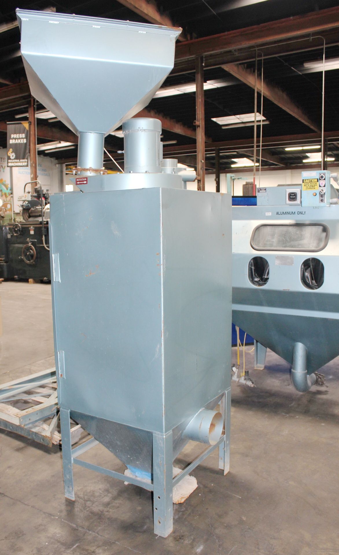 Universal Suction Type Blast Cabinet & Dust Collector | 60" x 48" x 36", Mdl: 60x48x36PDH-DC200, S/ - Image 15 of 20