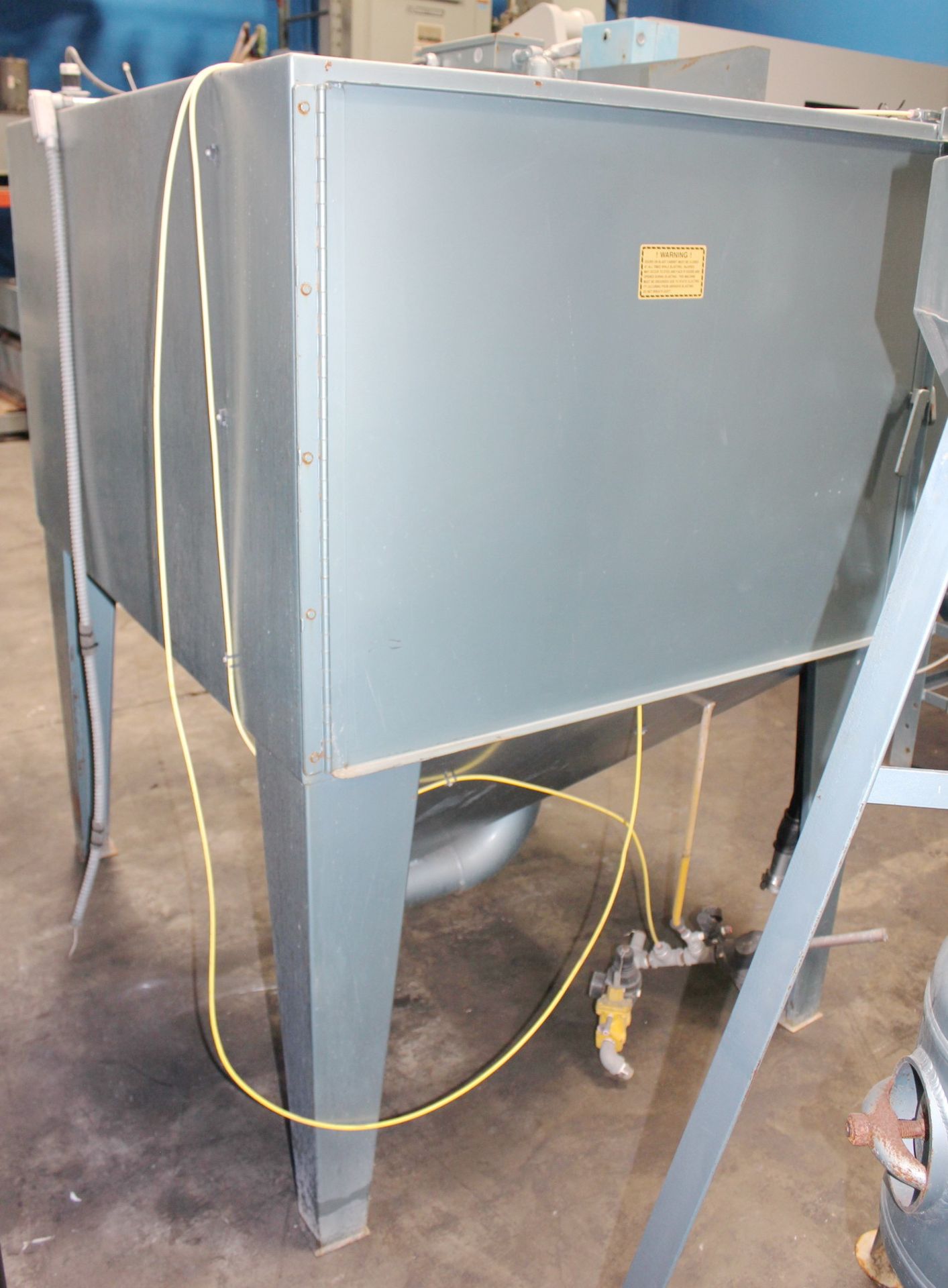 Universal Suction Type Blast Cabinet & Dust Collector | 60" x 48" x 36", Mdl: 60x48x36PDH-DC200, S/ - Image 9 of 20