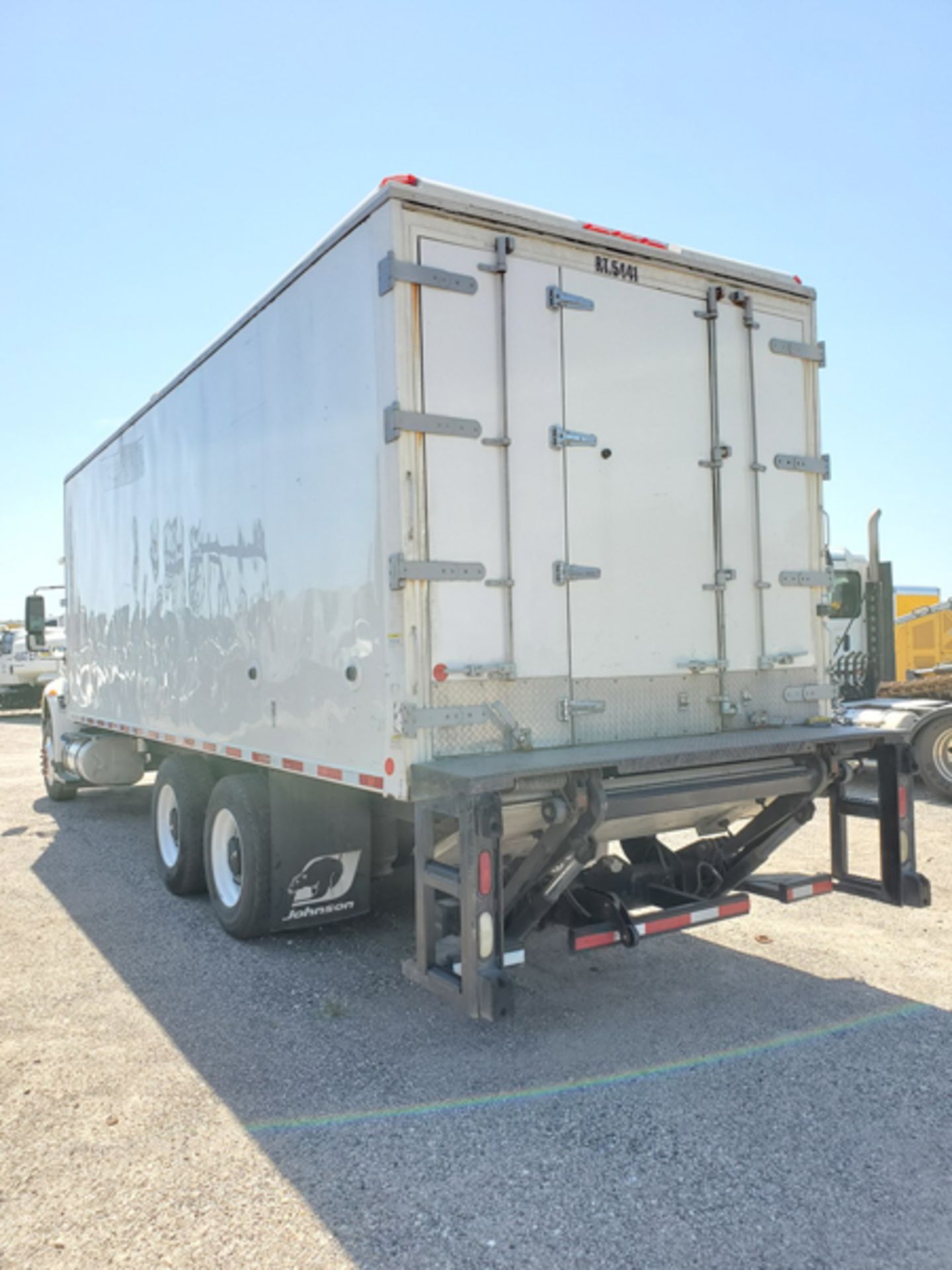 2018 INTERNATIONAL 4400 SBA 6X4 REFRIGERATED BOX TRUCK VIN#: 1HTMSTAR5JH529833, Approx Miles: 26232, - Image 4 of 9