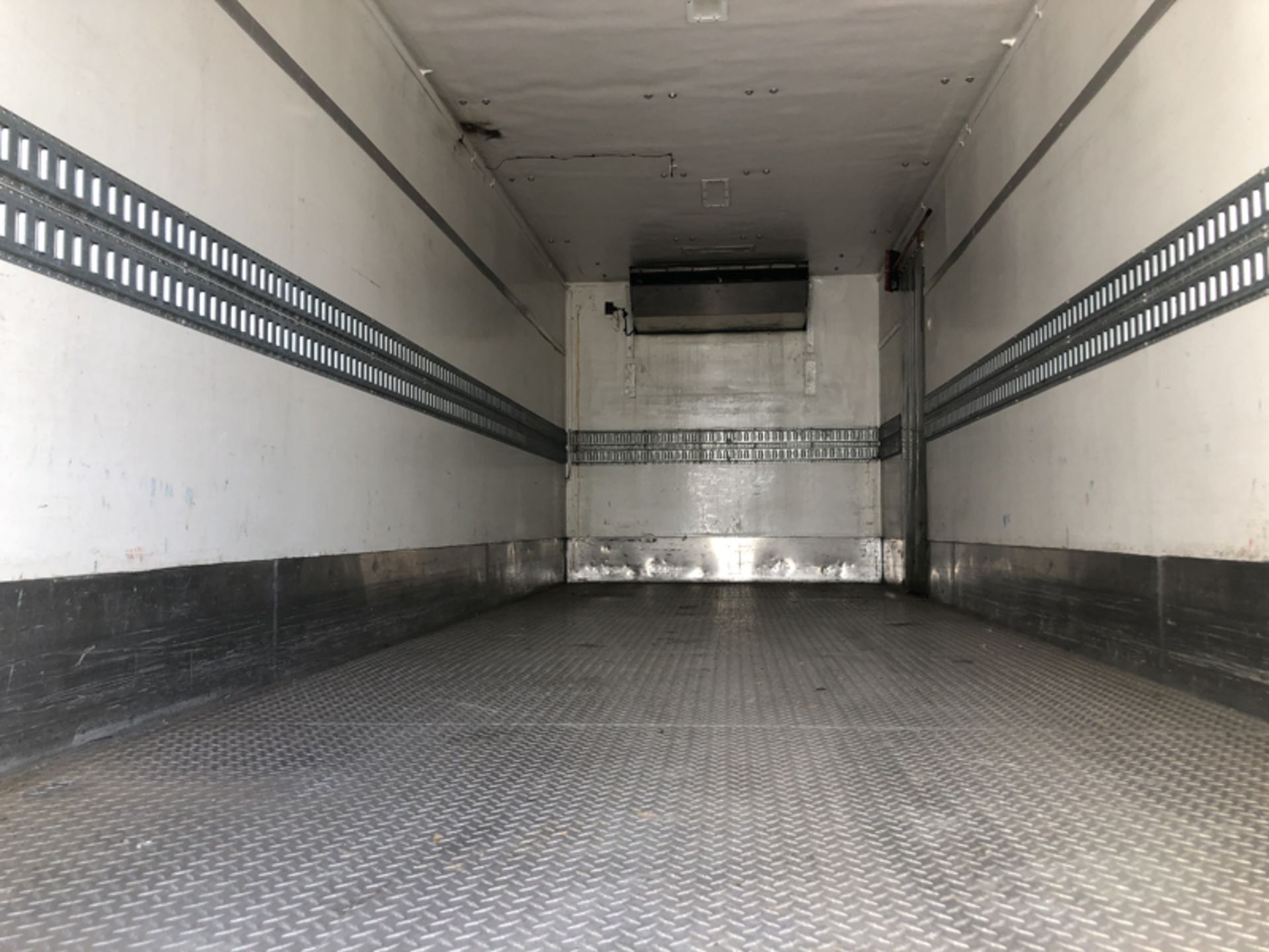 2018 INTERNATIONAL 4400 SBA 6X4 REFRIGERATED BOX TRUCK VIN#: 1HTMSTAR6JH529839, Approx Miles: 36496, - Image 4 of 12