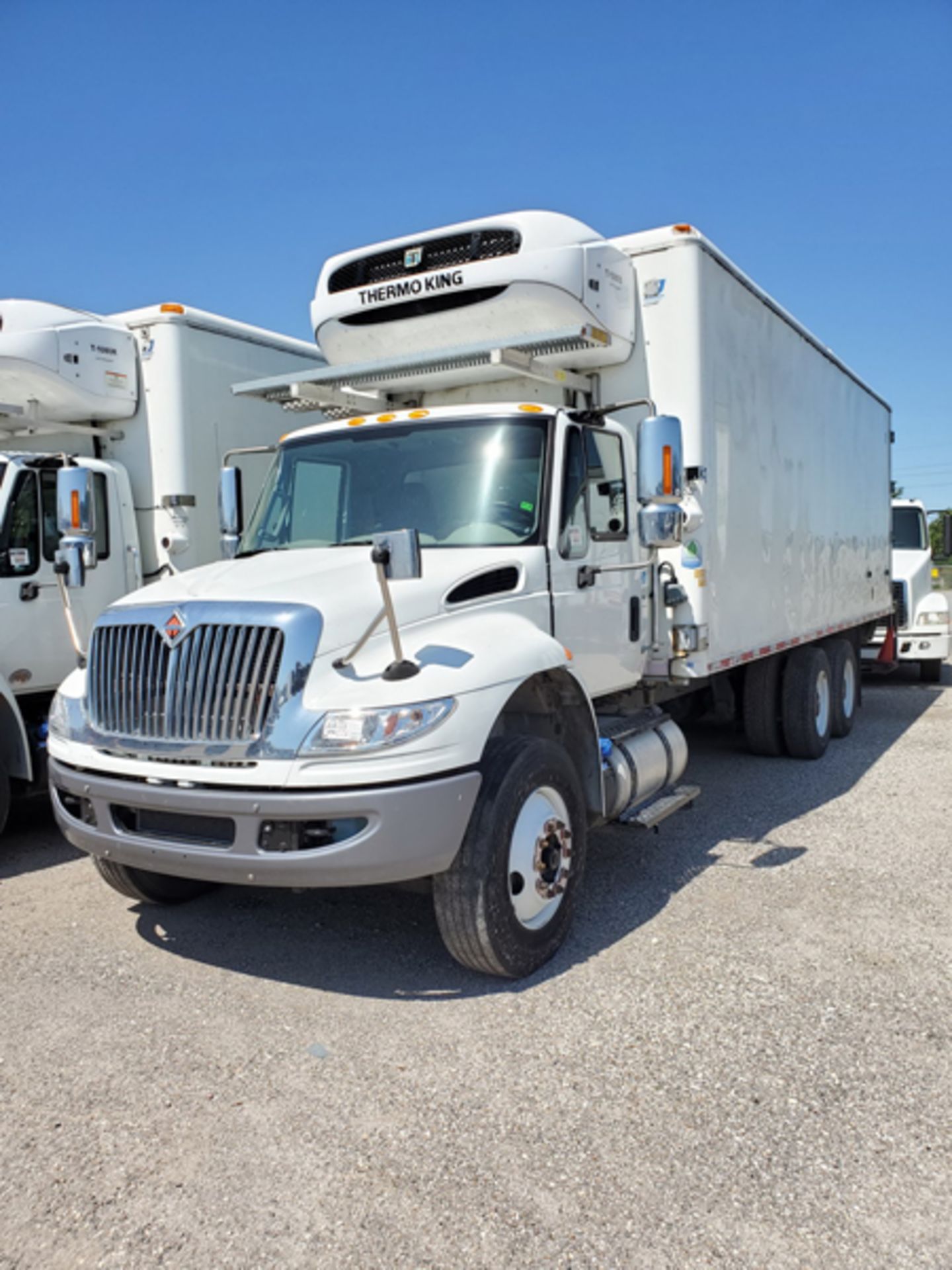 2018 INTERNATIONAL 4400 SBA 6X4 REFRIGERATED BOX TRUCK VIN#: 3HAMSTAR6JL530046, Approx Miles: 33937,