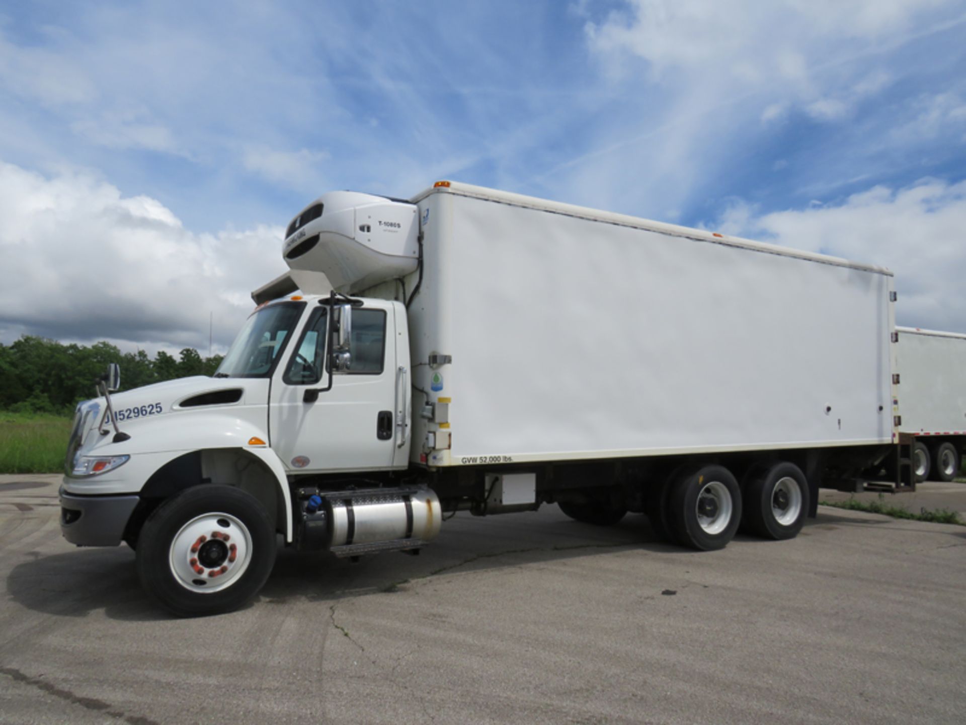 2018 INTERNATIONAL 4400 SBA 6X4 REFRIGERATED BOX TRUCK VIN#: 1HTMSTAR9JH529625, Approx Miles: 40834,