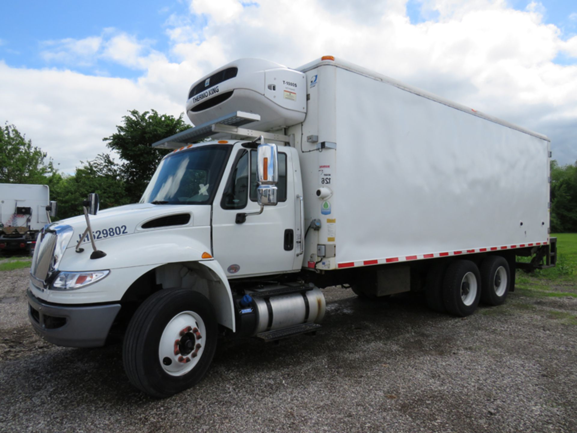 2018 INTERNATIONAL 4400 SBA 6X4 REFRIGERATED BOX TRUCK VIN#: 1HTMSTAR5JH529802, Approx Miles: 33073,