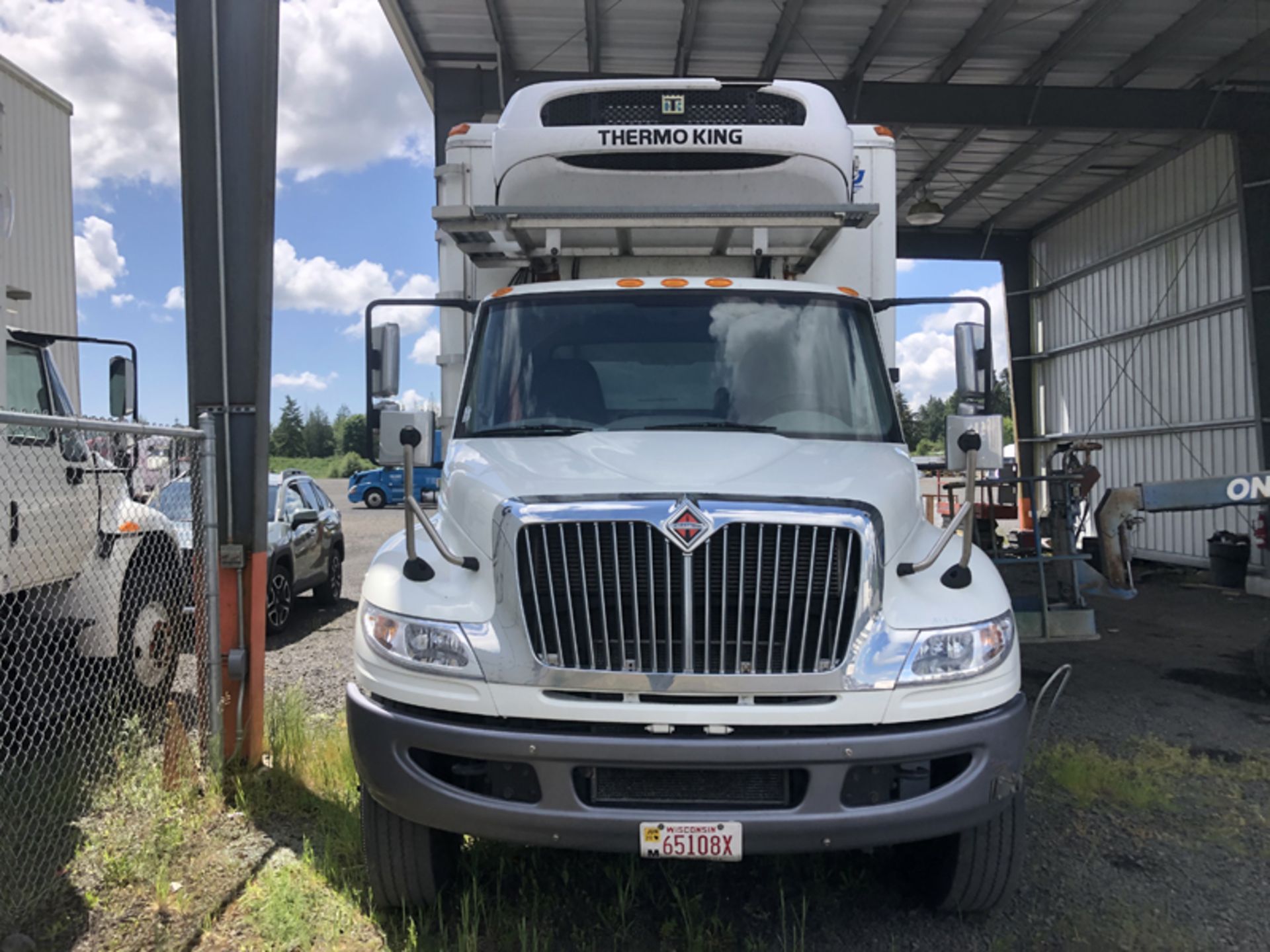 2018 INTERNATIONAL 4400 SBA 6X4 REFRIGERATED BOX TRUCK VIN#: 1HTMSTARXJH529701, Approx Miles: 72681, - Image 2 of 12