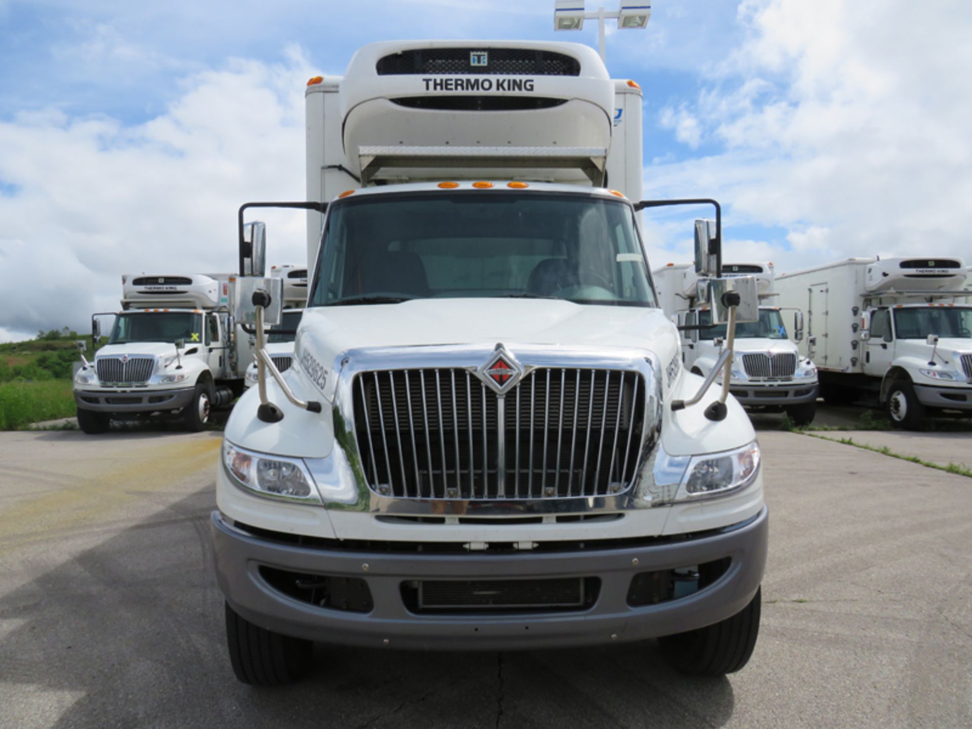 2018 INTERNATIONAL 4400 SBA 6X4 REFRIGERATED BOX TRUCK VIN#: 1HTMSTAR9JH529625, Approx Miles: 40834, - Image 2 of 9