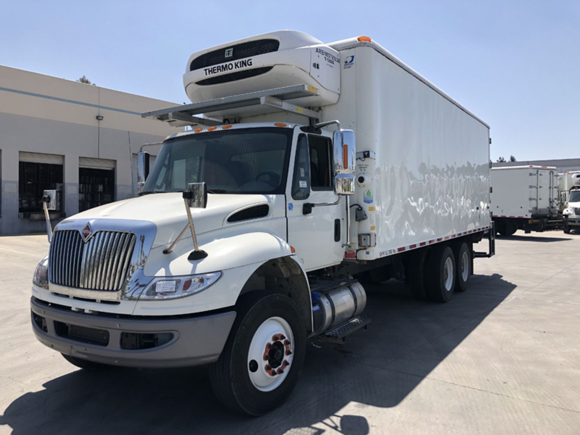 2018 INTERNATIONAL 4400 SBA 6X4 REFRIGERATED BOX TRUCK VIN#: 1HTMSTAR3JH529796, Approx Miles: 42517,