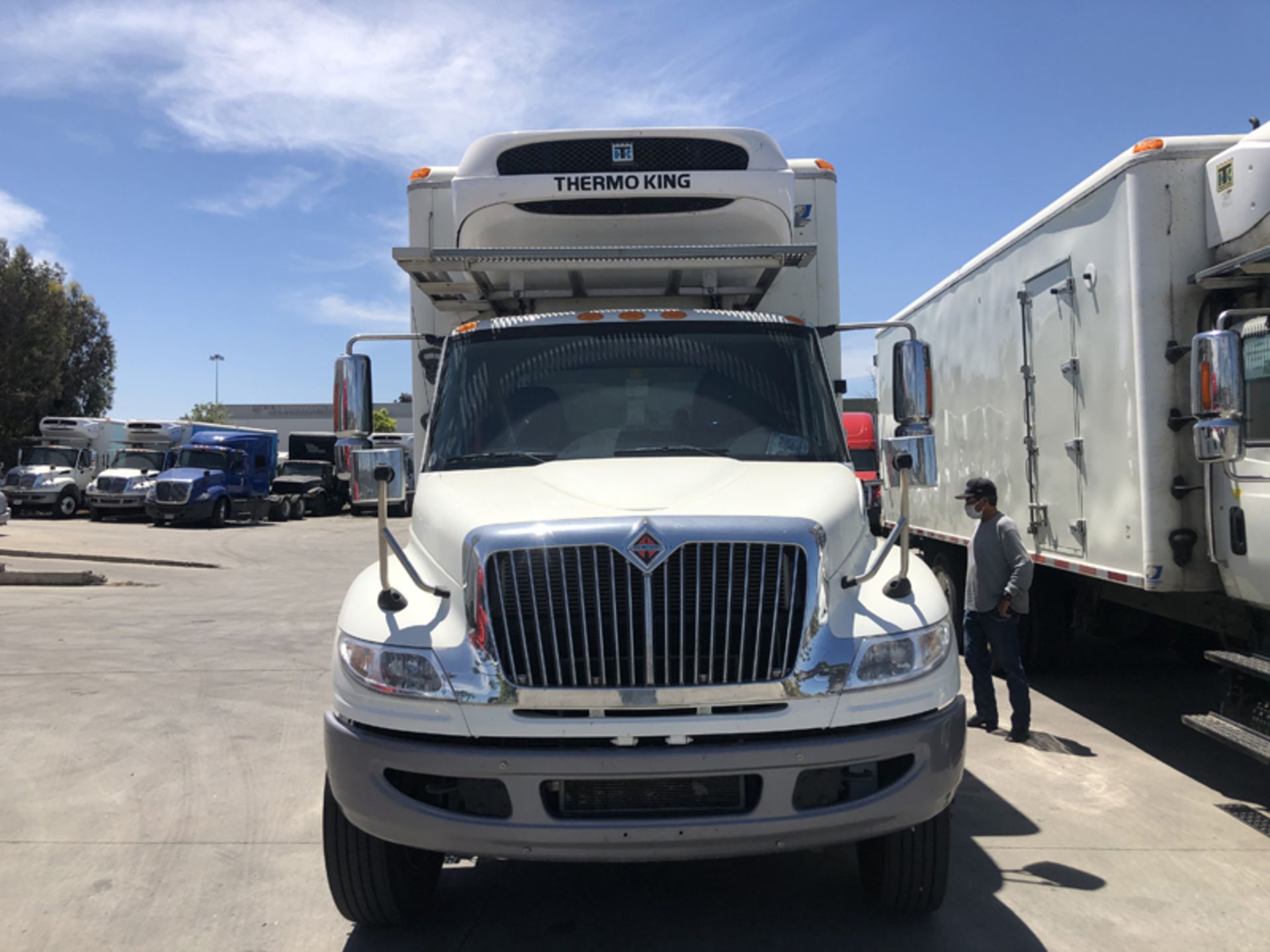 2018 INTERNATIONAL 4400 SBA 6X4 REFRIGERATED BOX TRUCK VIN#: 1HTMSTAR1JH529831, Approx Miles: 45800,