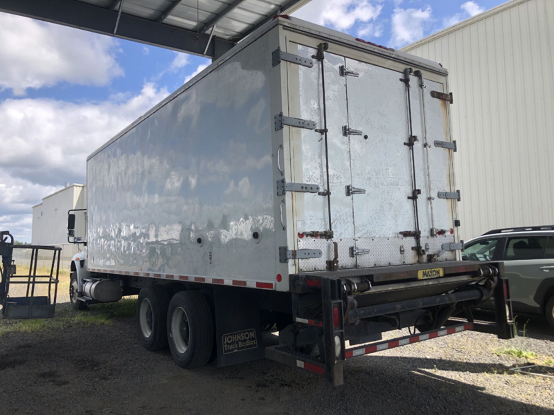 2018 INTERNATIONAL 4400 SBA 6X4 REFRIGERATED BOX TRUCK VIN#: 1HTMSTARXJH529701, Approx Miles: 72681, - Image 7 of 12