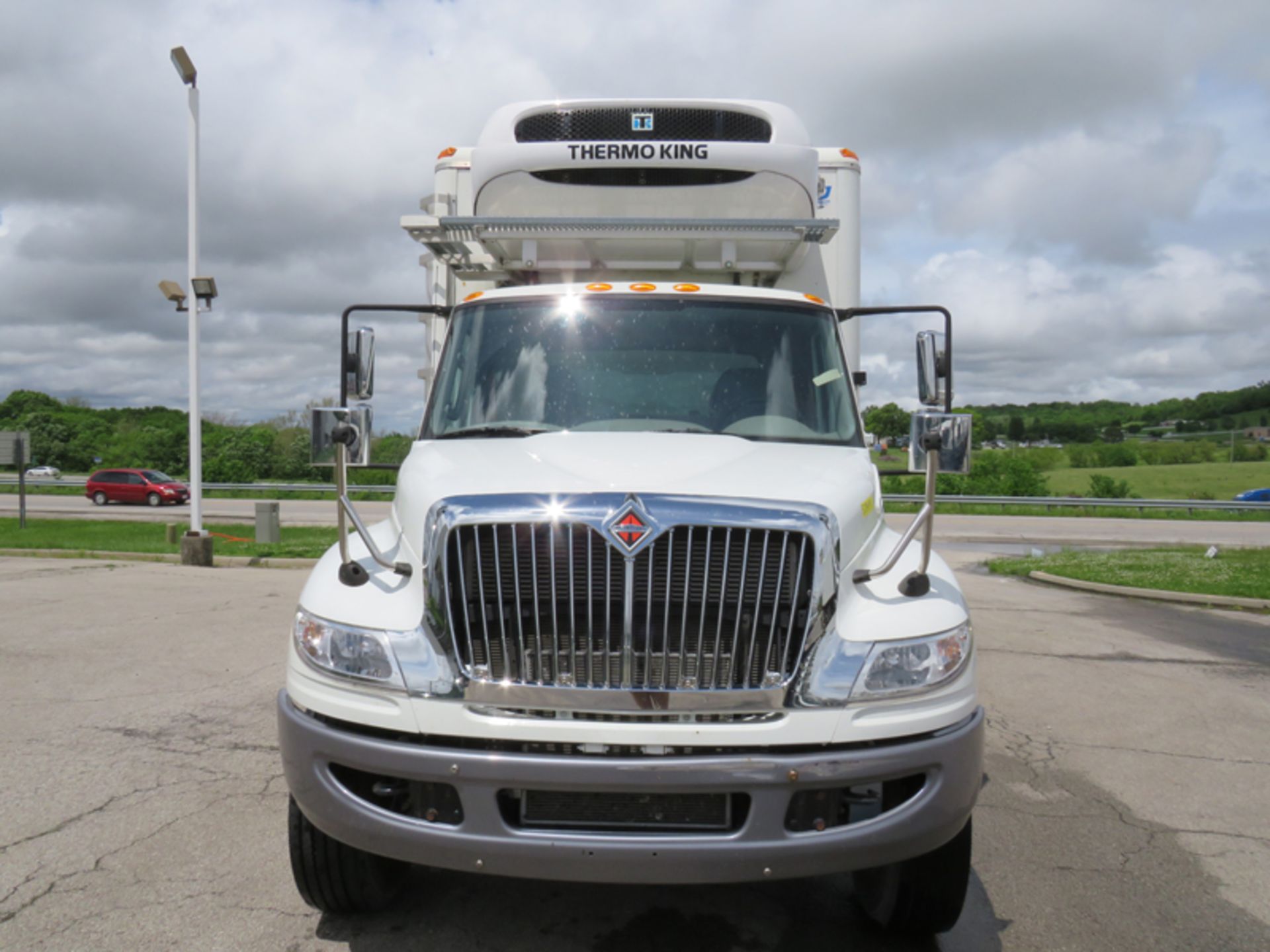 2018 INTERNATIONAL 4400 SBA 6X4 REFRIGERATED BOX TRUCK VIN#: 1HTMSTAR8JH529549, Approx Miles: 40427, - Image 2 of 9