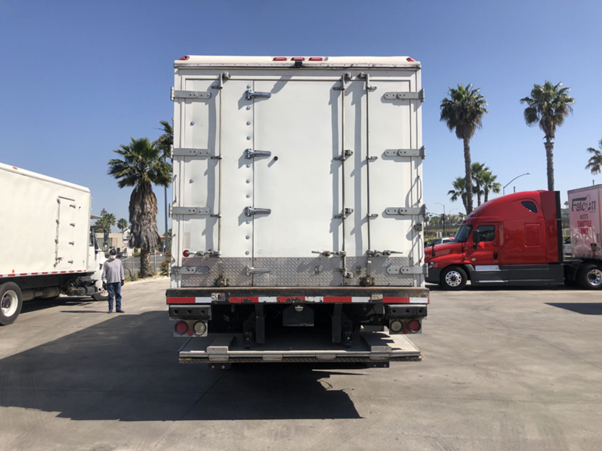 2018 INTERNATIONAL 4400 SBA 6X4 REFRIGERATED BOX TRUCK VIN#: 1HTMSTAR5JH048996, Approx Miles: 23006, - Image 5 of 9