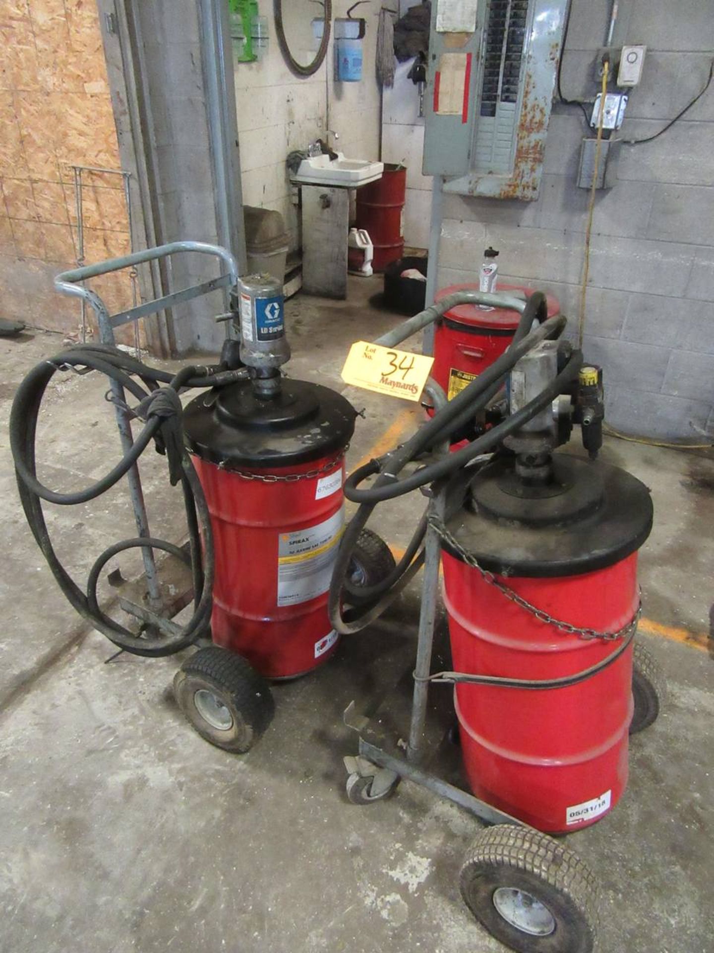 Graco LD Series (2) Pumps on Carts