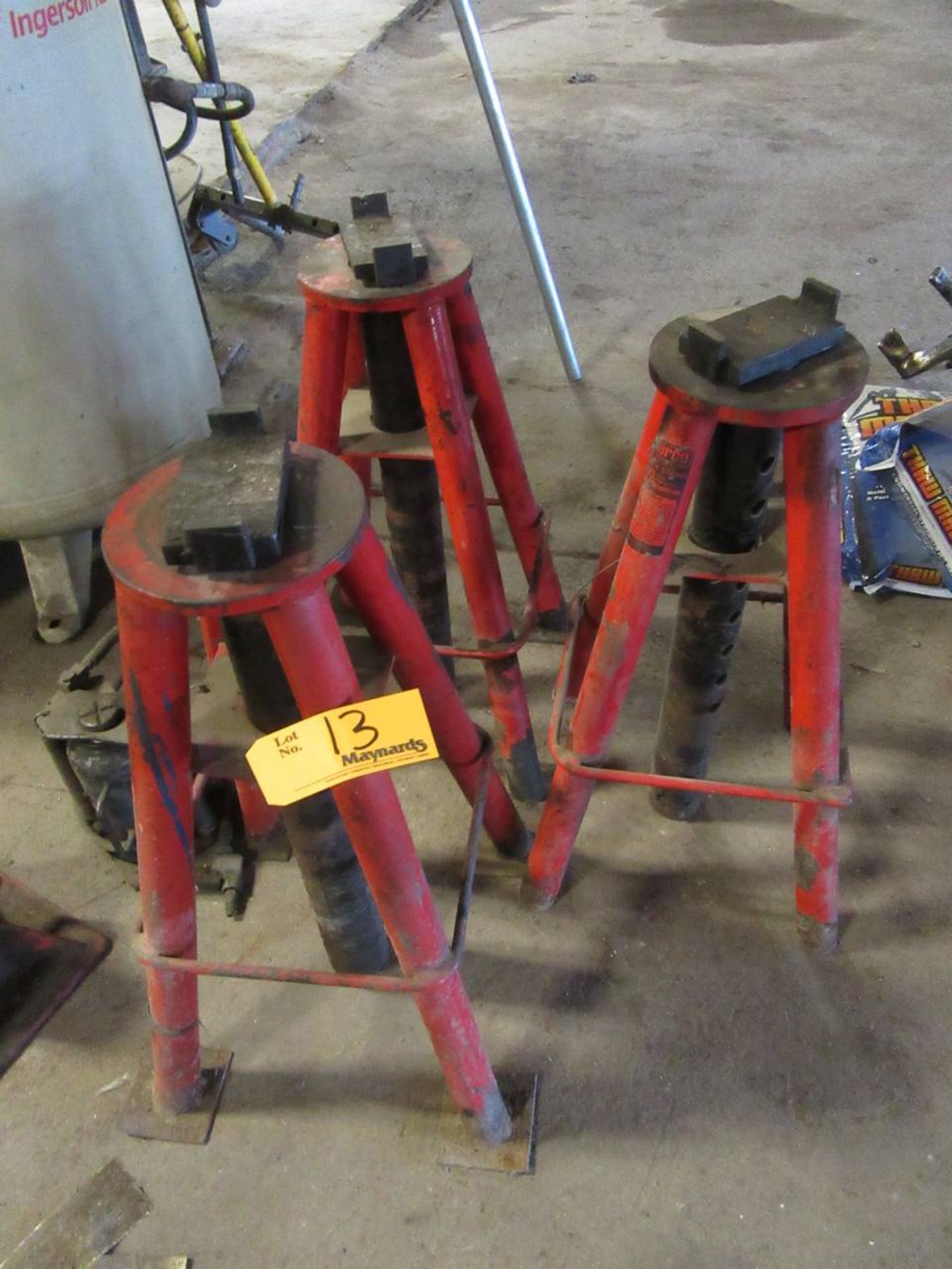 Lot of Jack Stands - Image 2 of 4