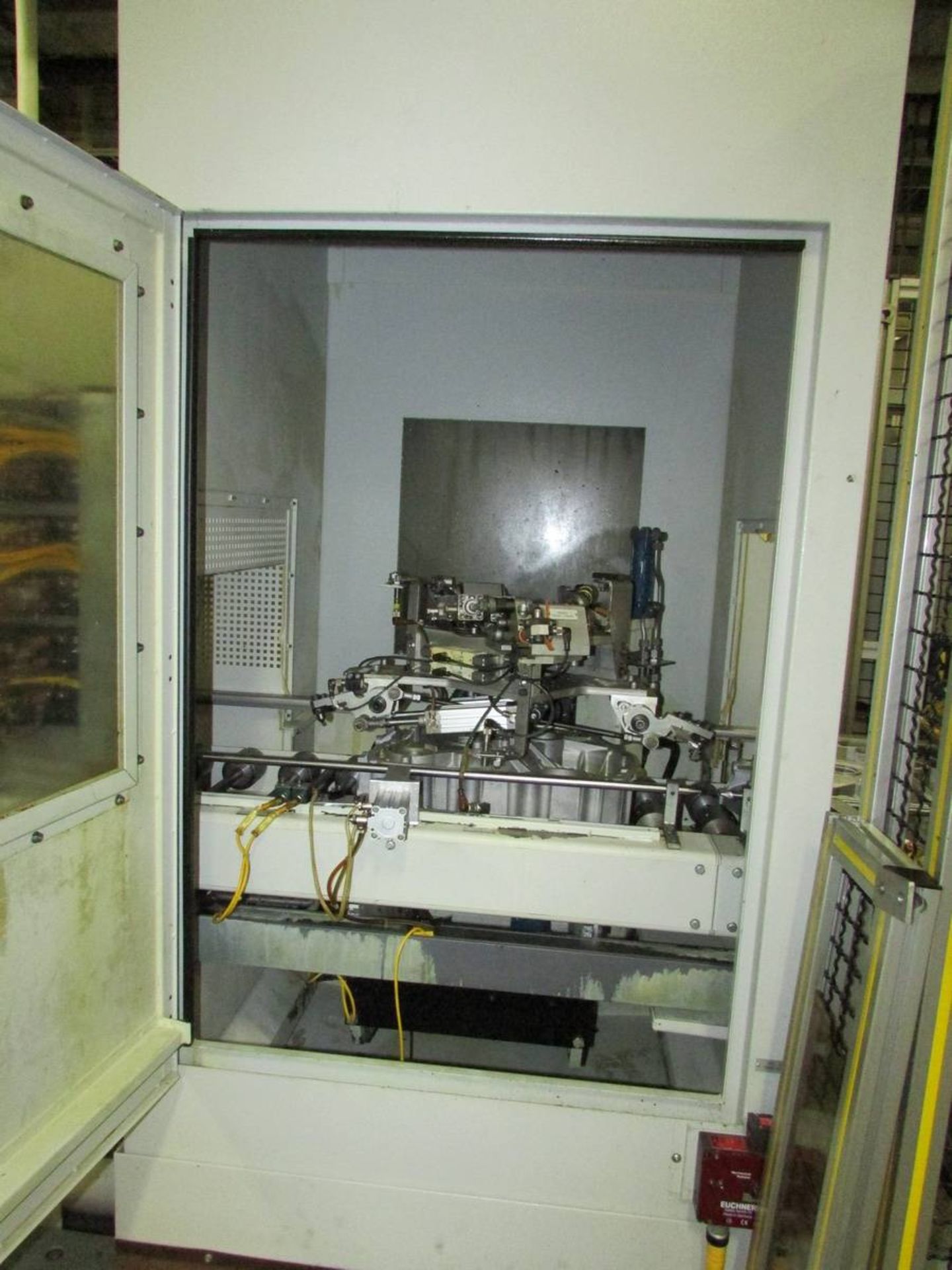 2006 Ex-Cell-O XS 211 Horizontal CNC Machining Center - Image 12 of 17