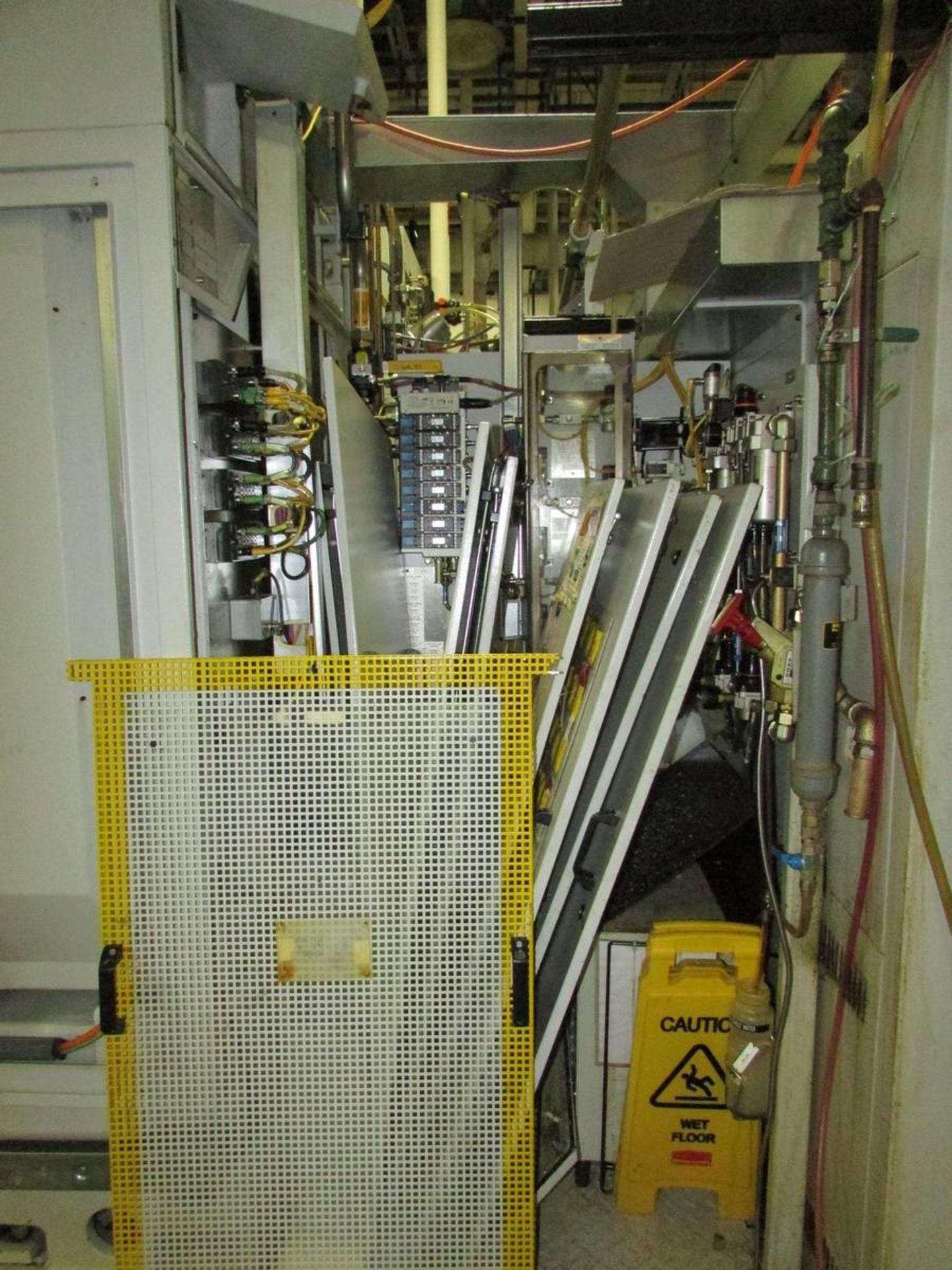 2006 Ex-Cell-O XS 211 Horizontal CNC Machining Center - Image 2 of 16