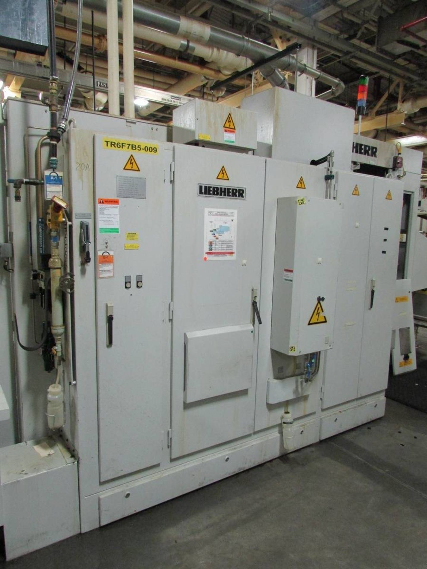 2005 Liebherr LC 80 CNC Gear Hobbing Machine - Image 15 of 19