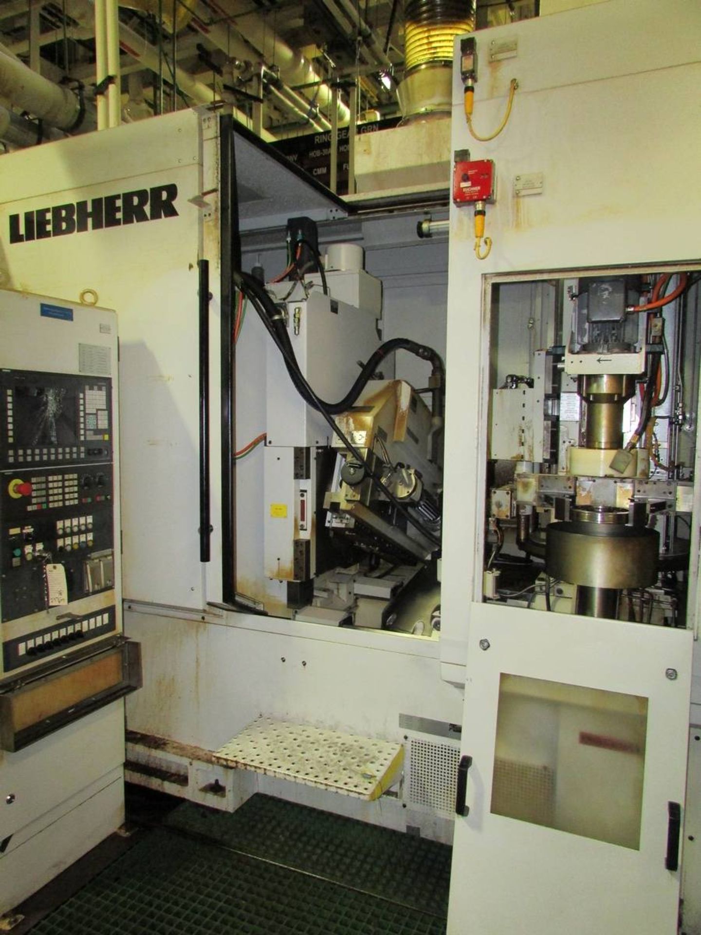 Liebherr LC 300 CNC Gear Hobbing Machine - Image 2 of 20