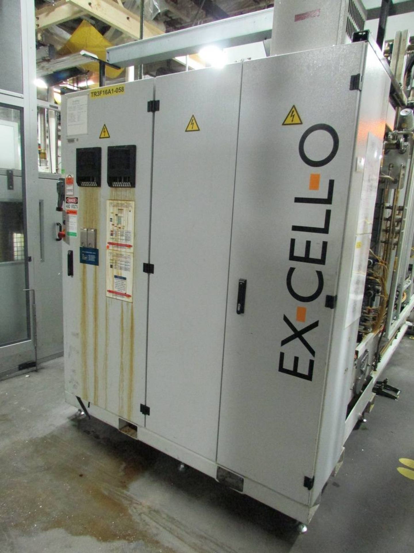 2006 Ex-Cell-O XS 211 Horizontal CNC Machining Center - Image 13 of 15