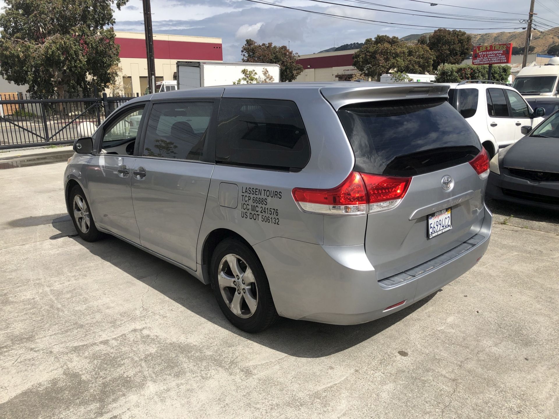 2013 Toyota Sienna L 7-Passenger Minivan, Odometer Read: 220,050 Miles on 5/30/2020, VIN: - Image 6 of 10