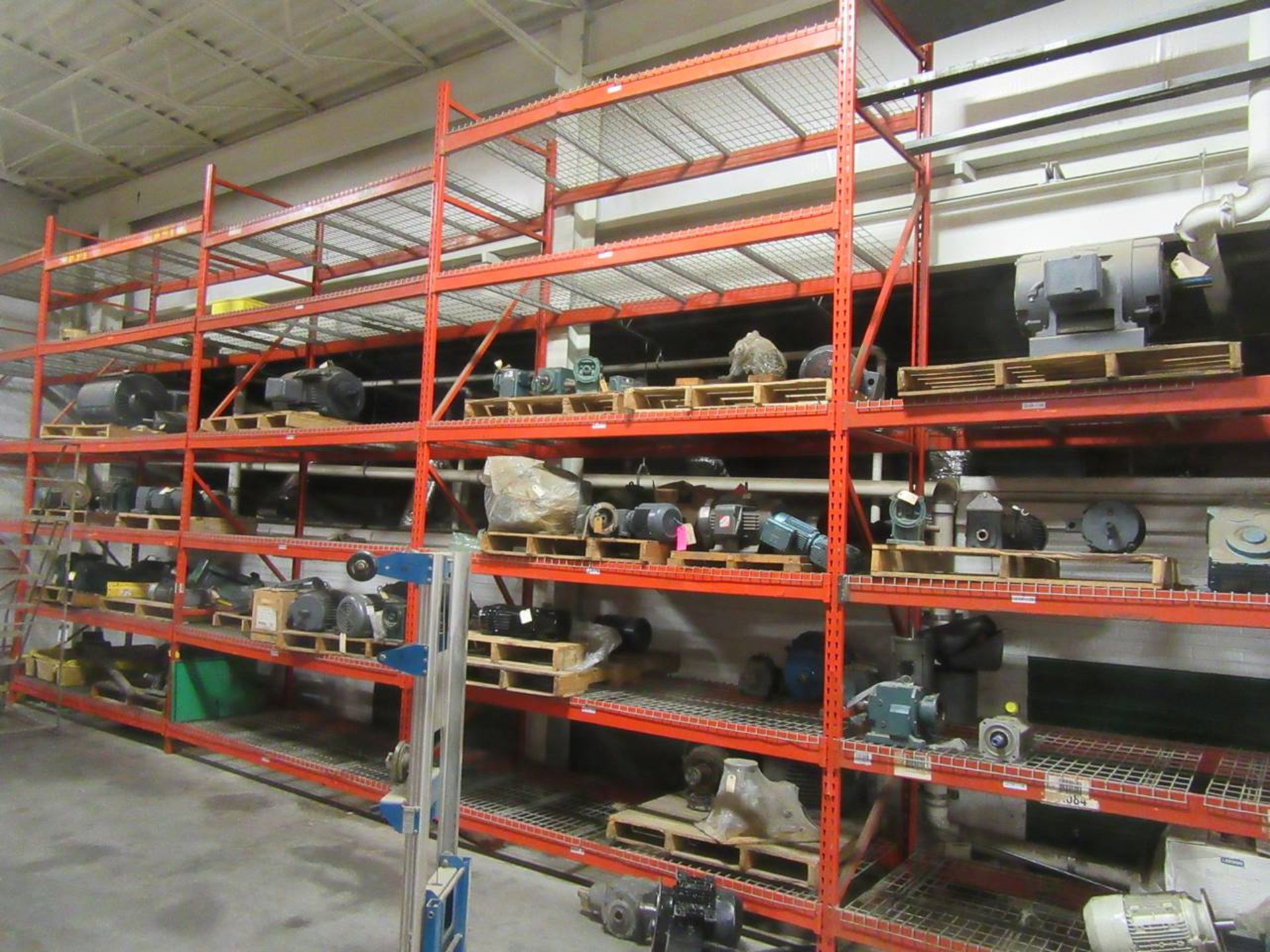 Contents of Tooling Room - Image 6 of 18