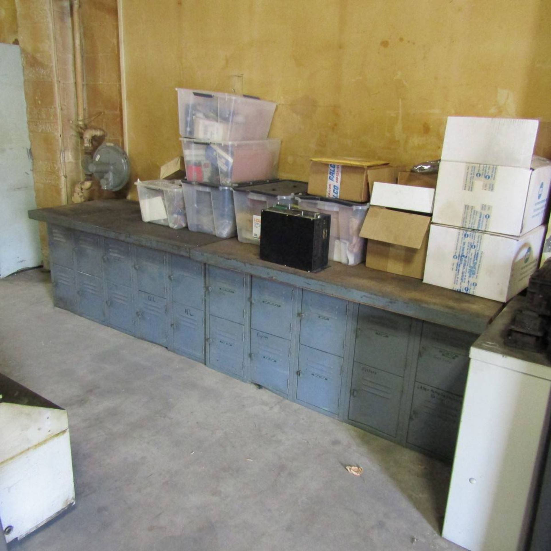 Work Benches - Image 2 of 3