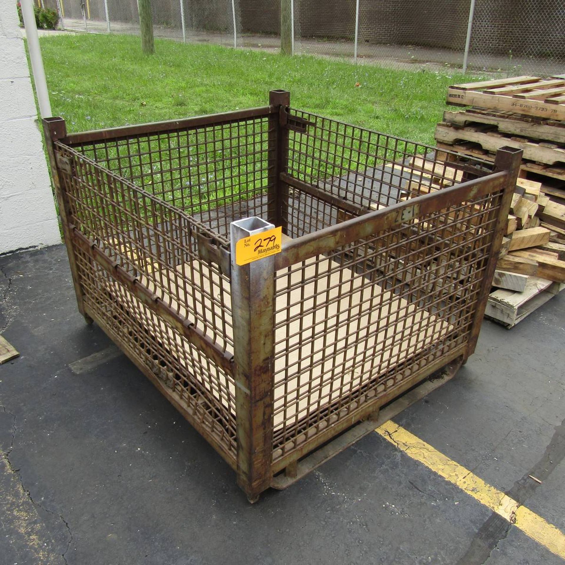 48" x 48" Wire Basket