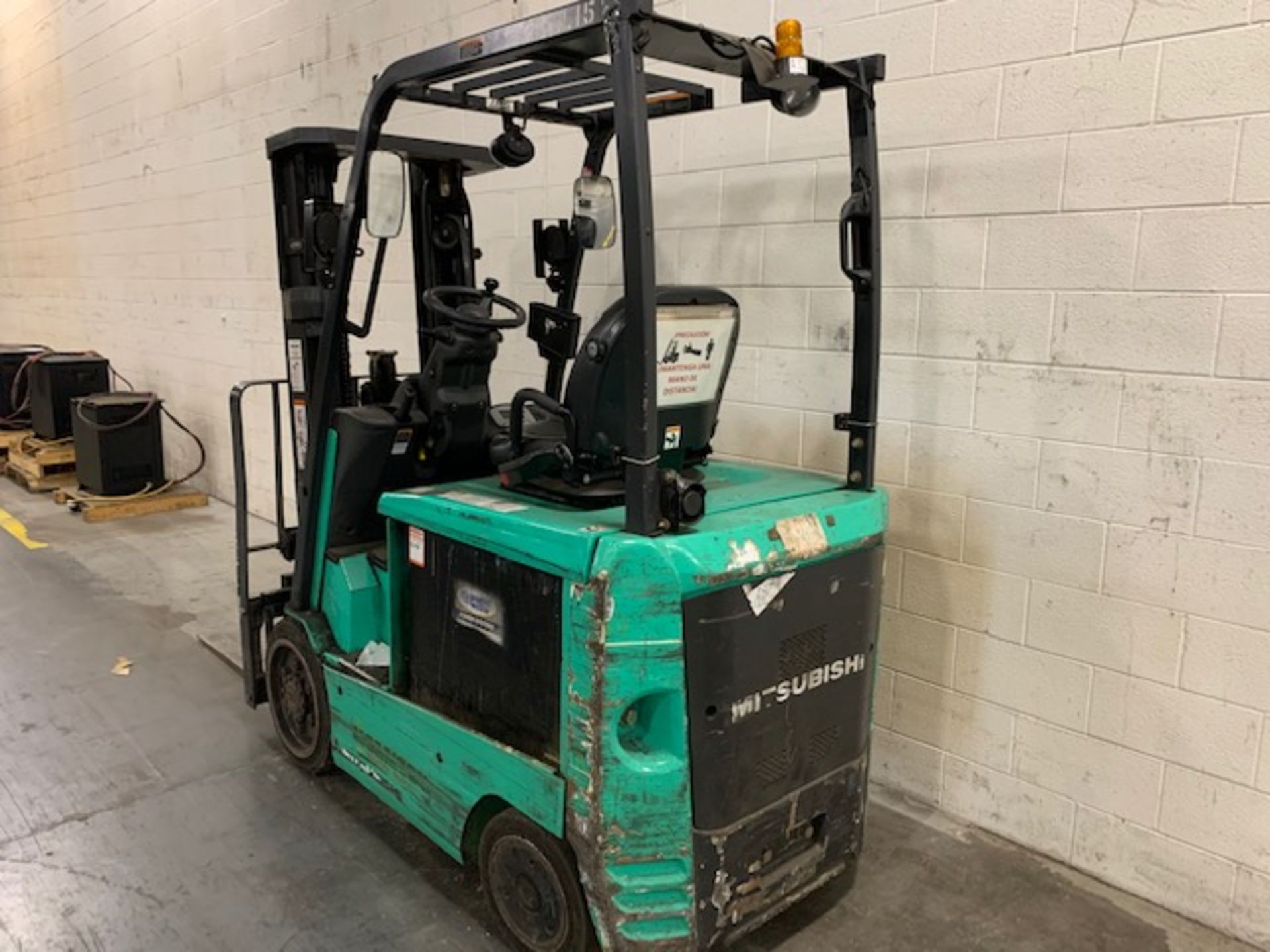 2016 Mitsubishi FBC25N2 Forklift to include Builders Mod - Image 2 of 3