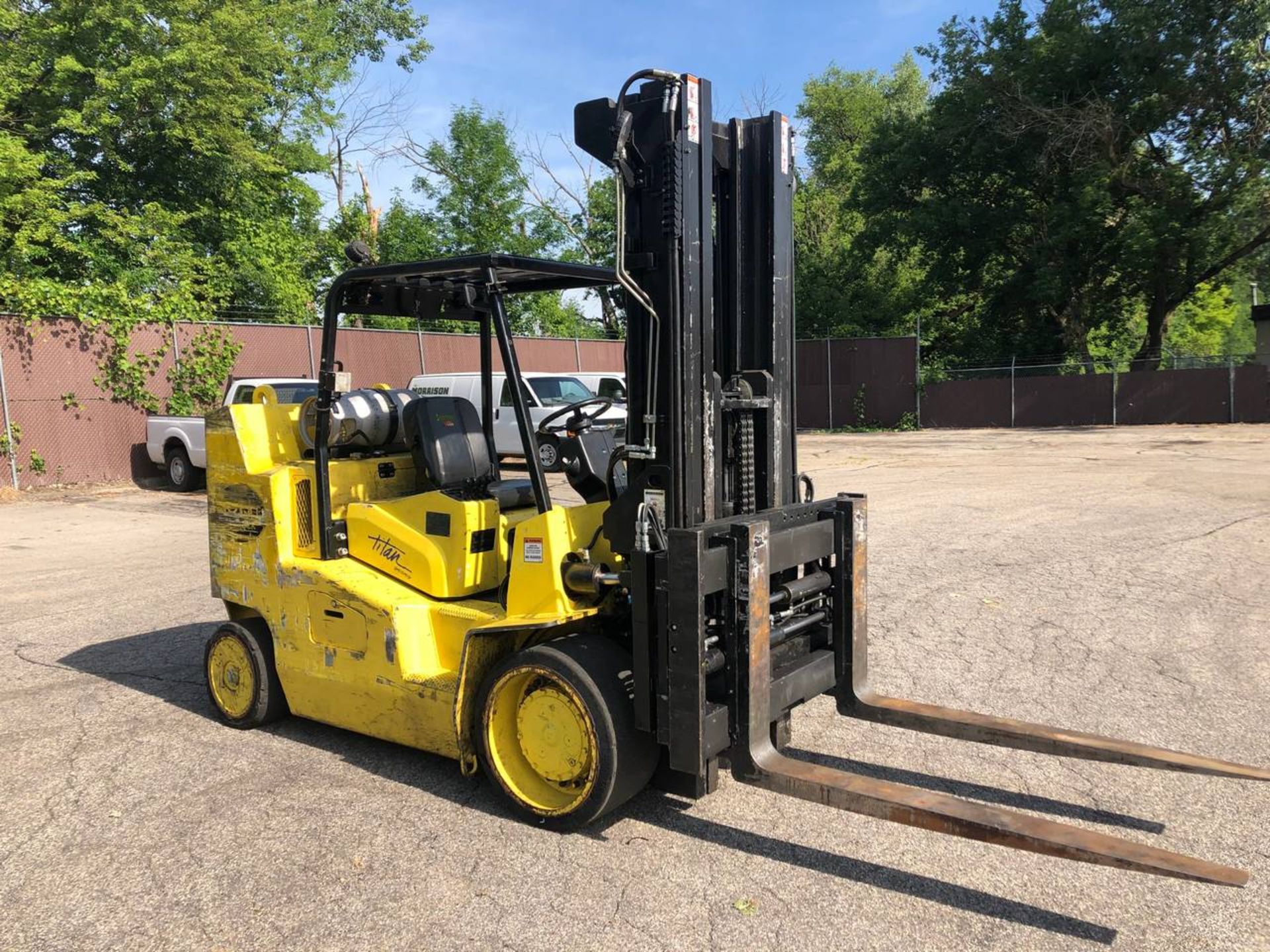 Hoist F220@24 Forklift