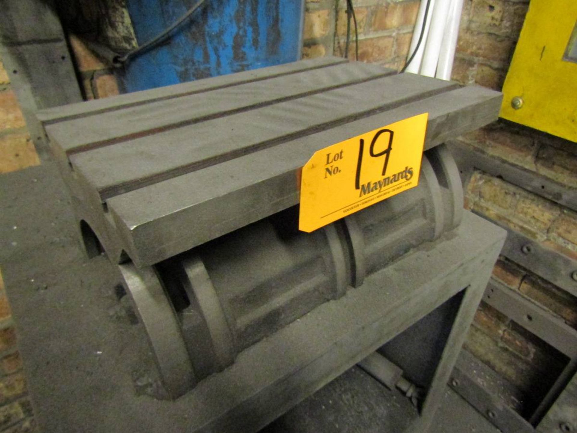 15" x 10" T-Slotted Tilt Table