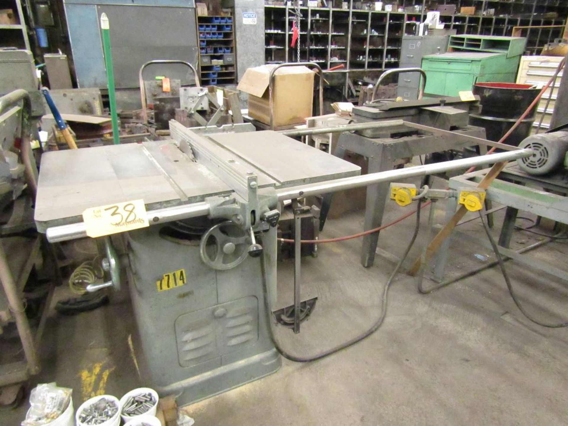 Delta Unisaw 10" Table Saw