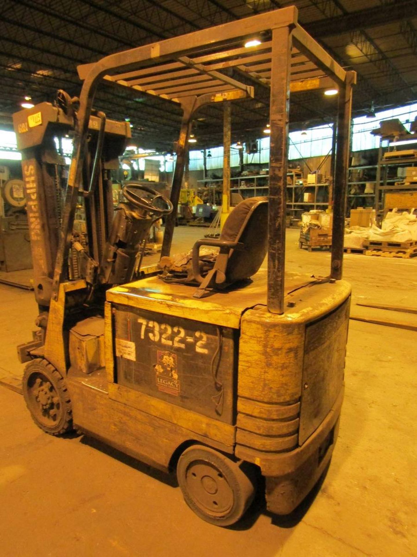 Caterpillar 2EC25 36V Electric Forklift - Image 3 of 7