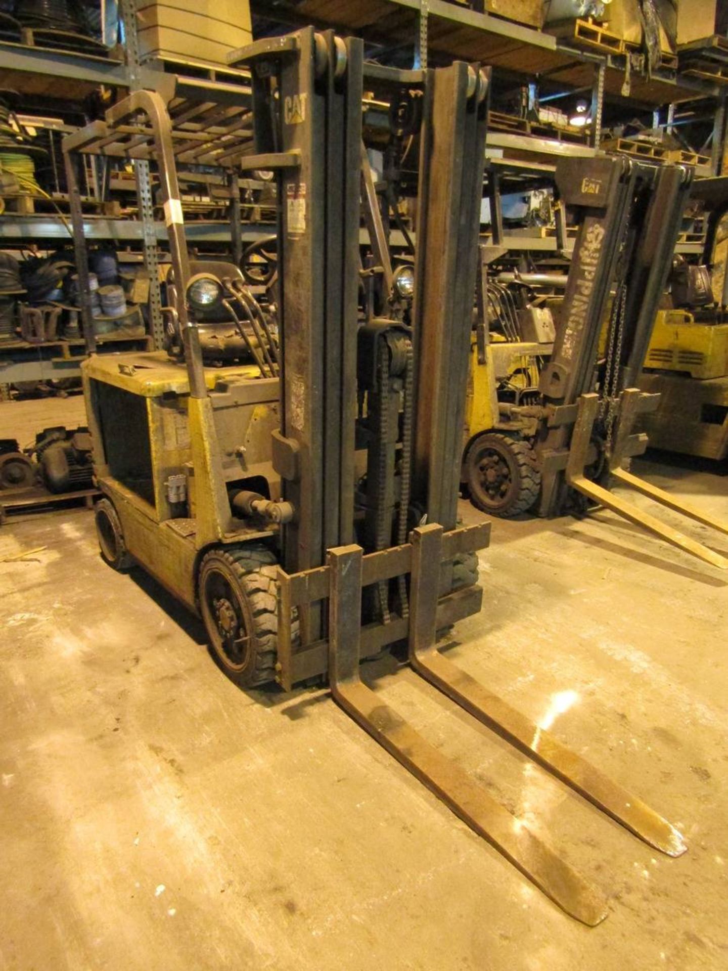 Caterpillar 2EC25 36V Electric Forklift