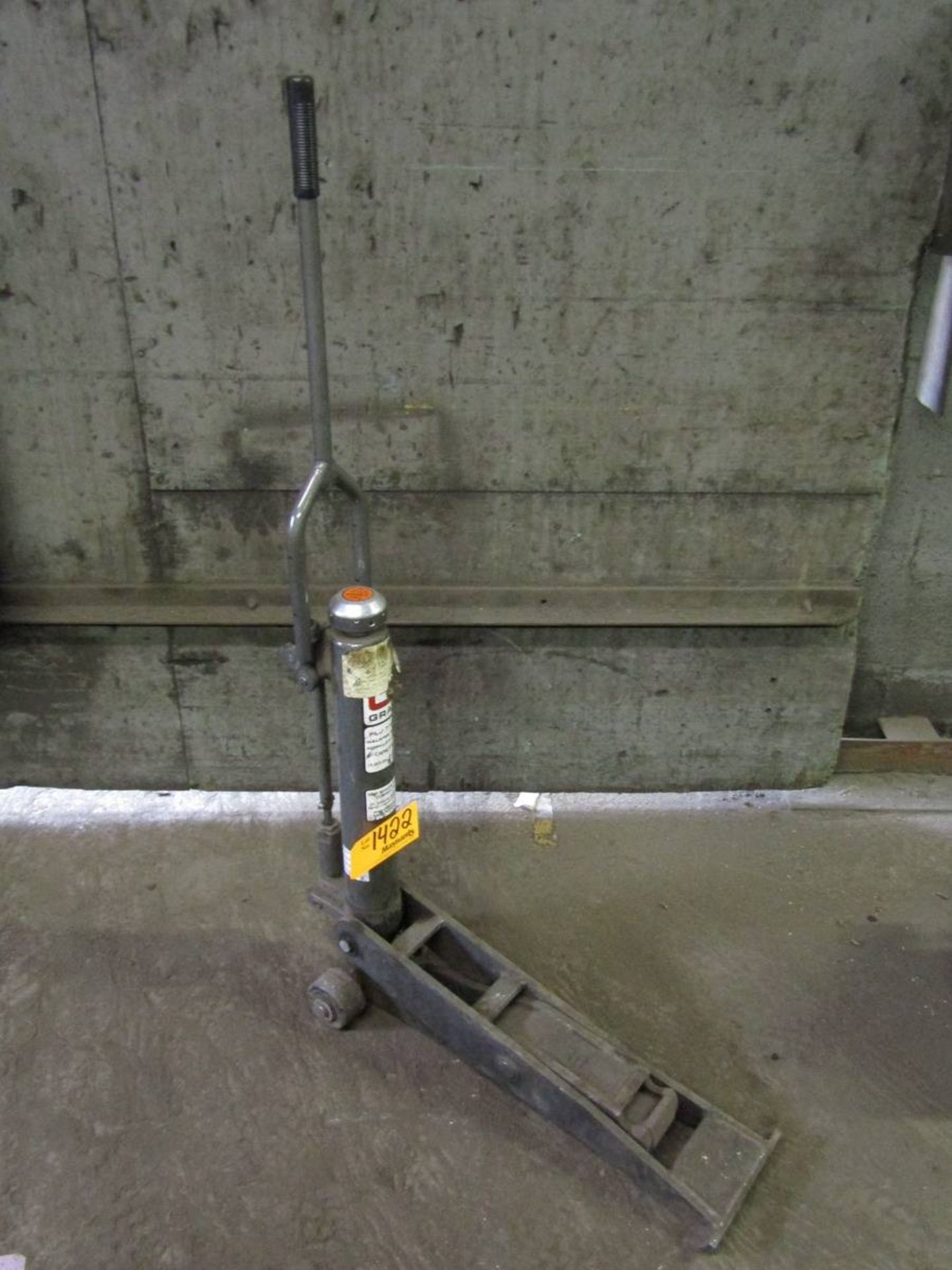 Gray FLJ-770B 15,435 LB. Capacity Walking Beam Forklift Jack