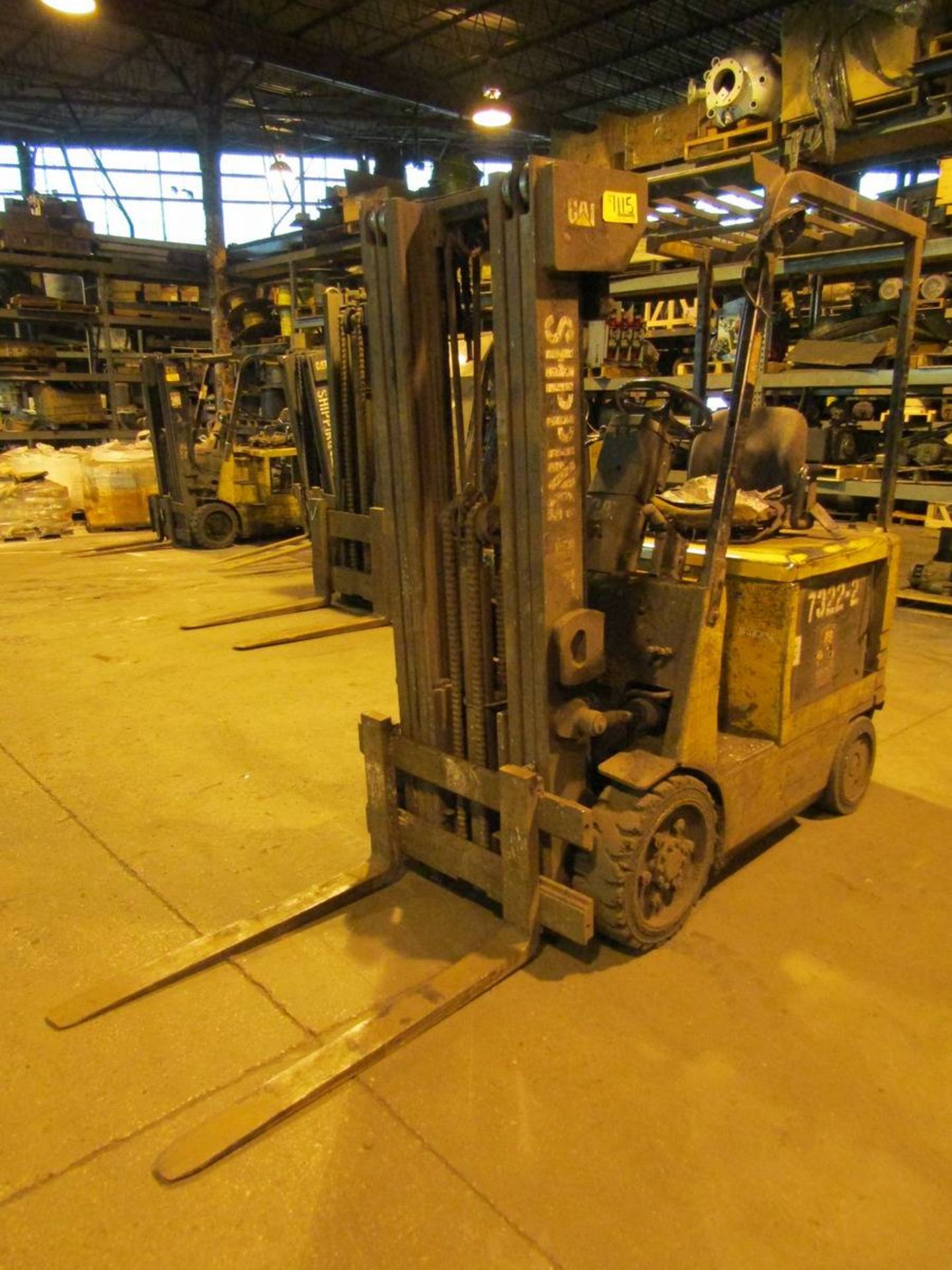 Caterpillar 2EC25 36V Electric Forklift - Image 2 of 7