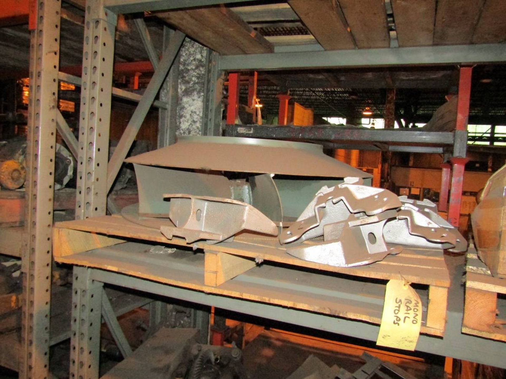 Remaining Contents of Pallet Racking - Image 18 of 40