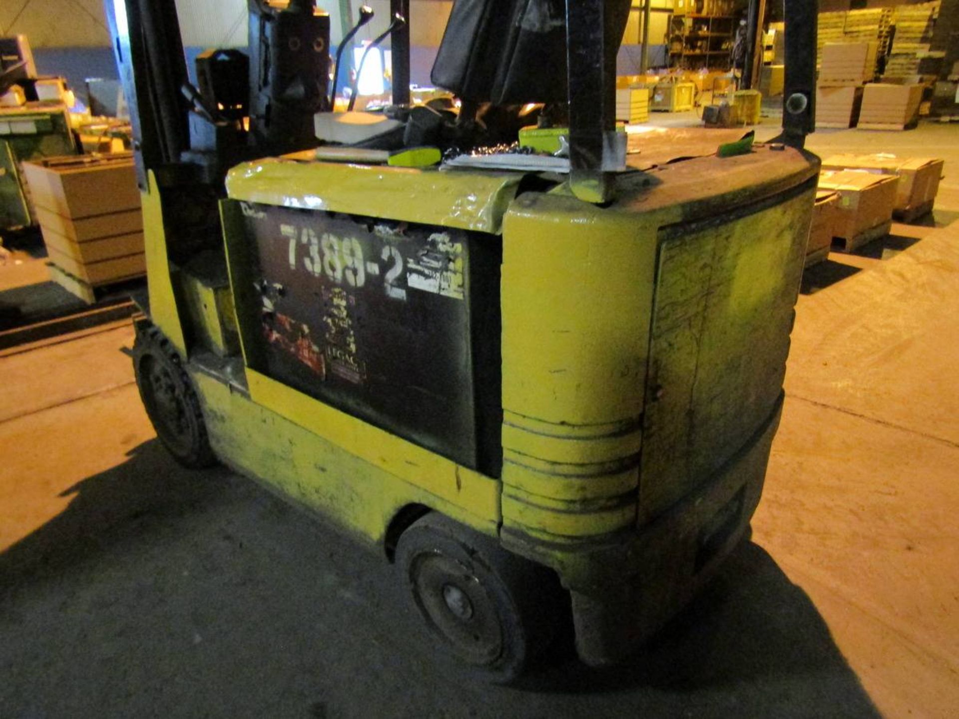 Caterpillar 2EC25E 36V Electric Forklift - Image 3 of 5