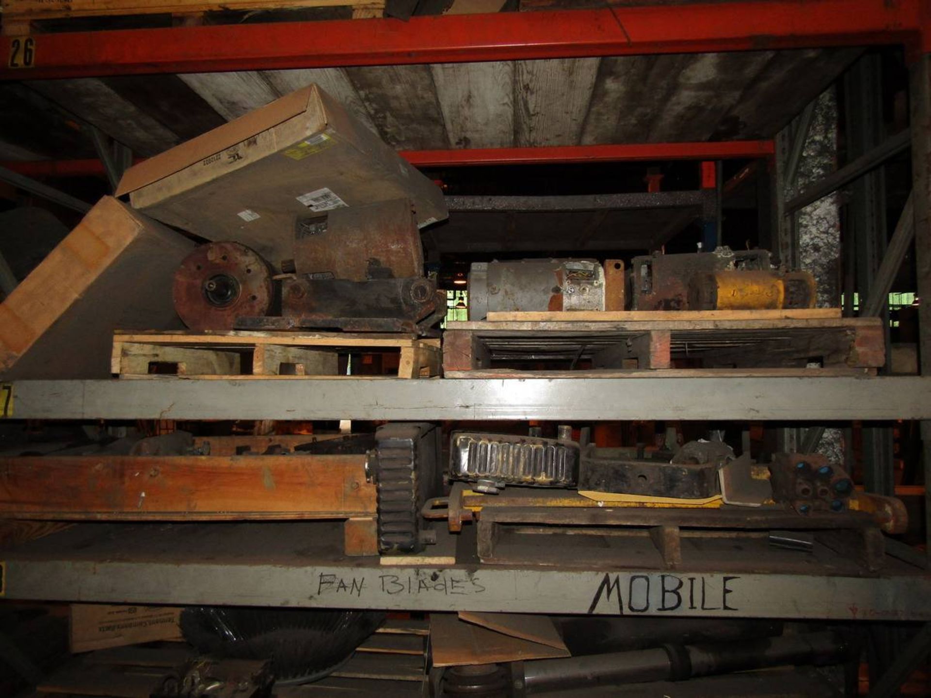 Remaining Contents of Pallet Racking - Image 23 of 40