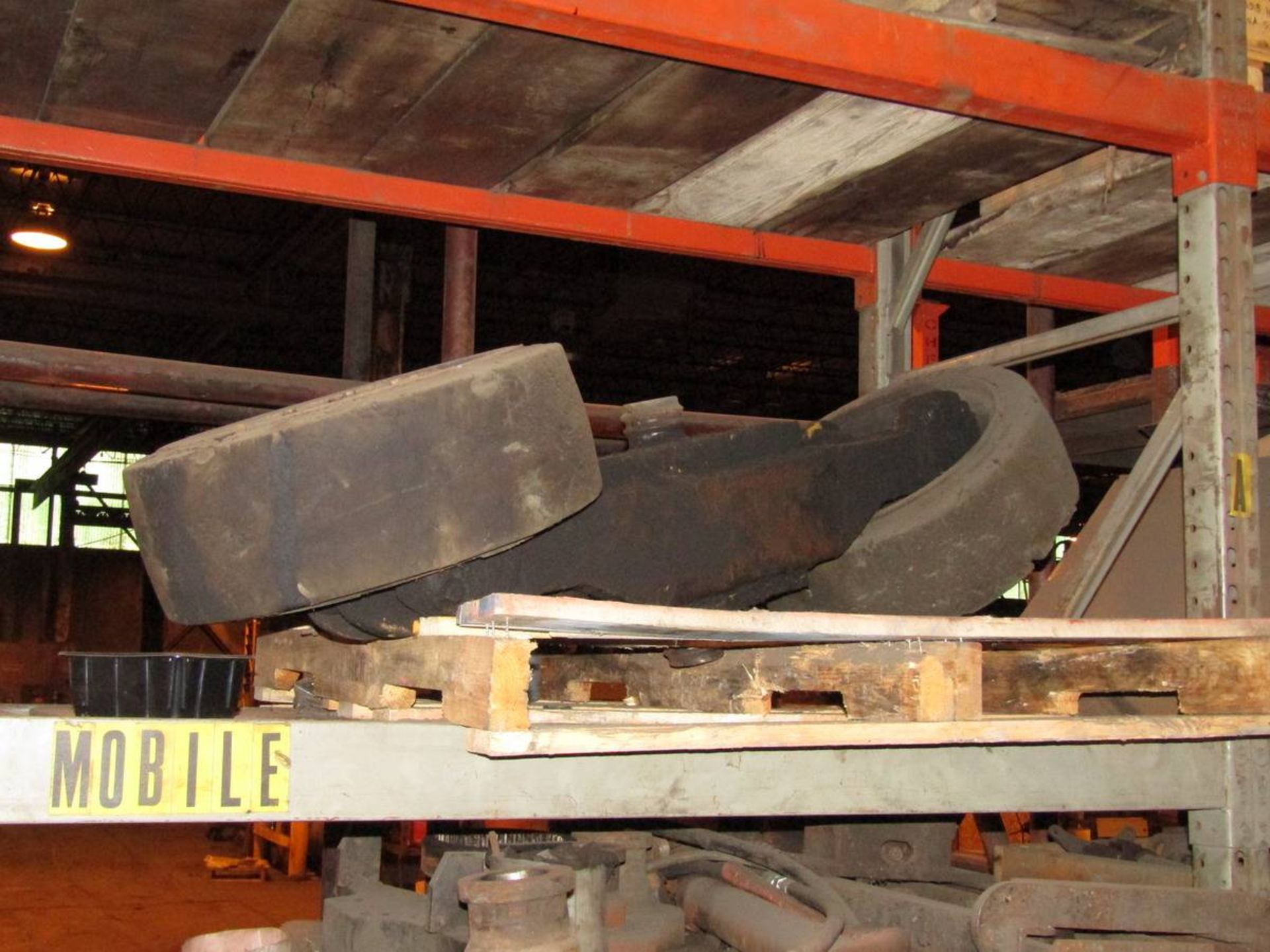 Remaining Contents of Pallet Racking - Image 33 of 40