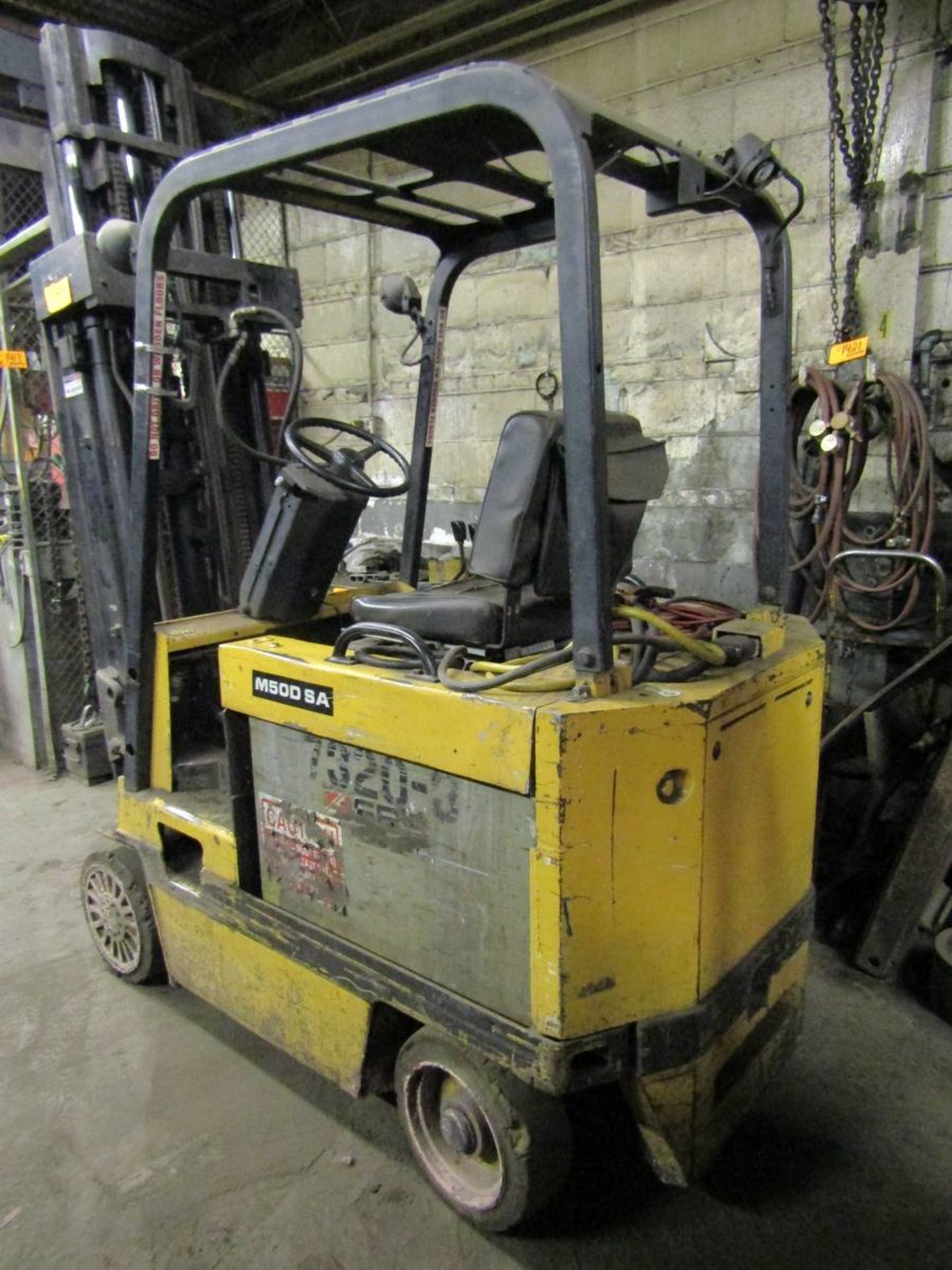 Caterpillar M50D 36/48V Electric Forklift - Image 2 of 8