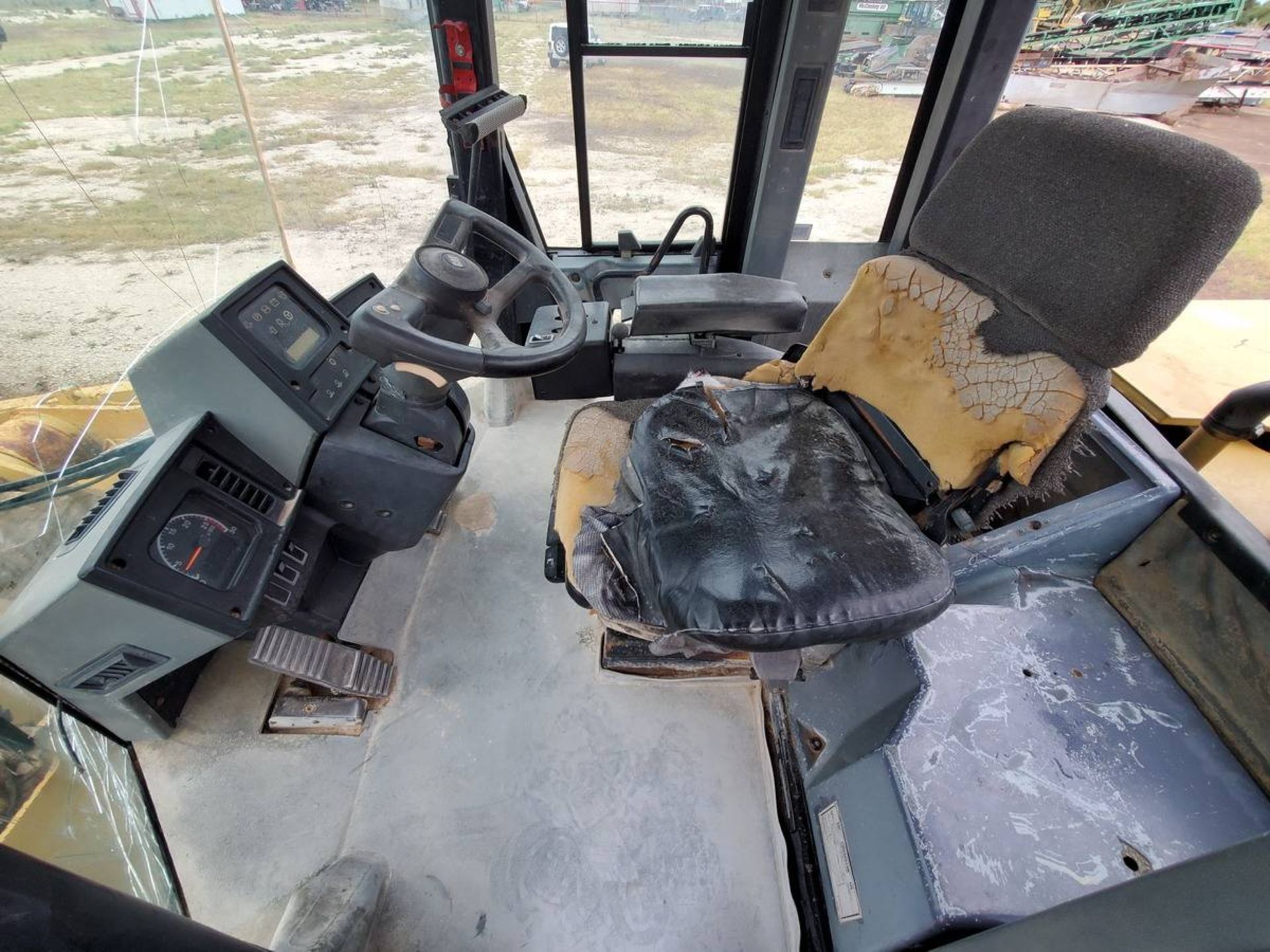 1996 Caterpillar 980G Wheel Loader - Image 5 of 9