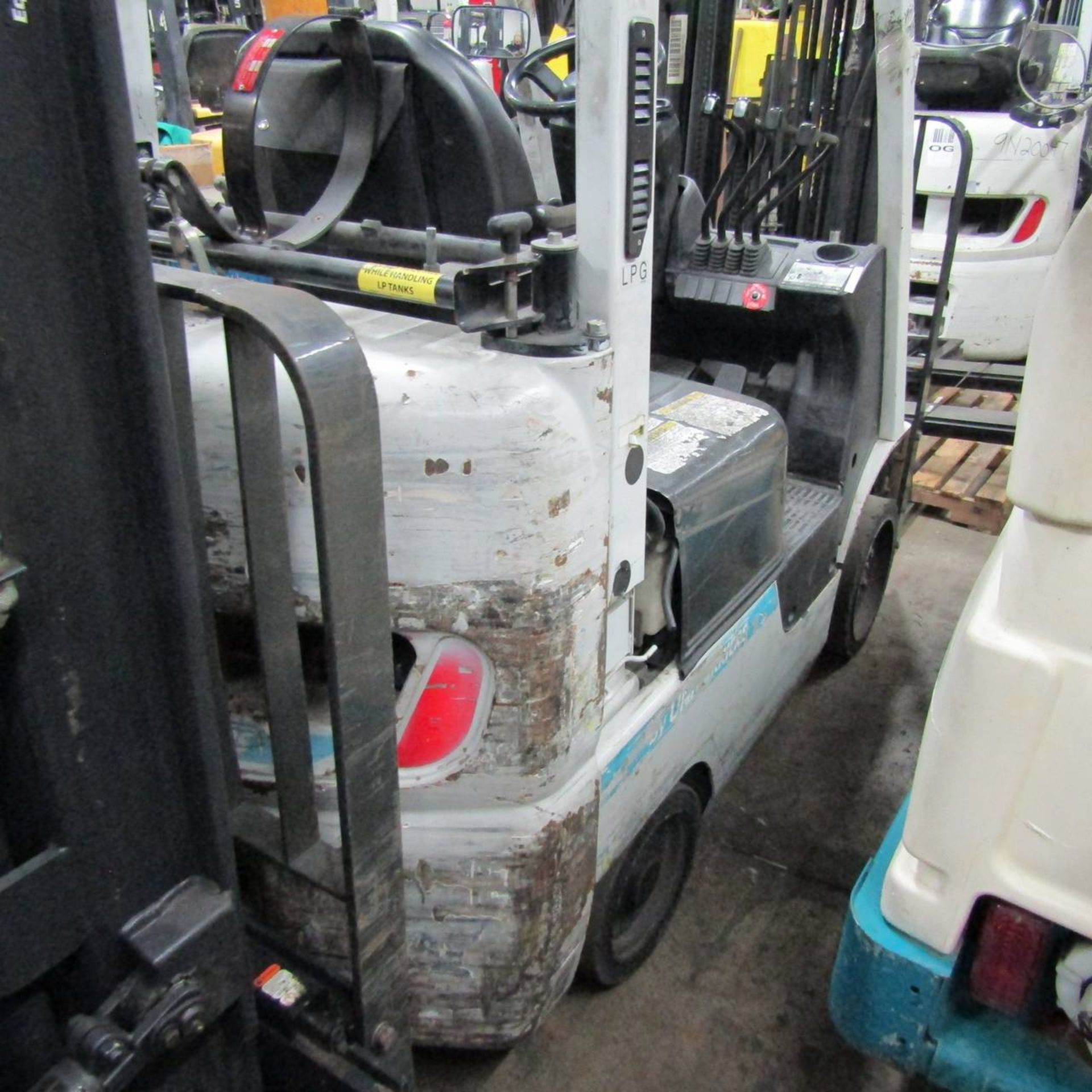 2014 Unicarriers MCP1F1A20LV Propane Fork Lift - Image 7 of 8