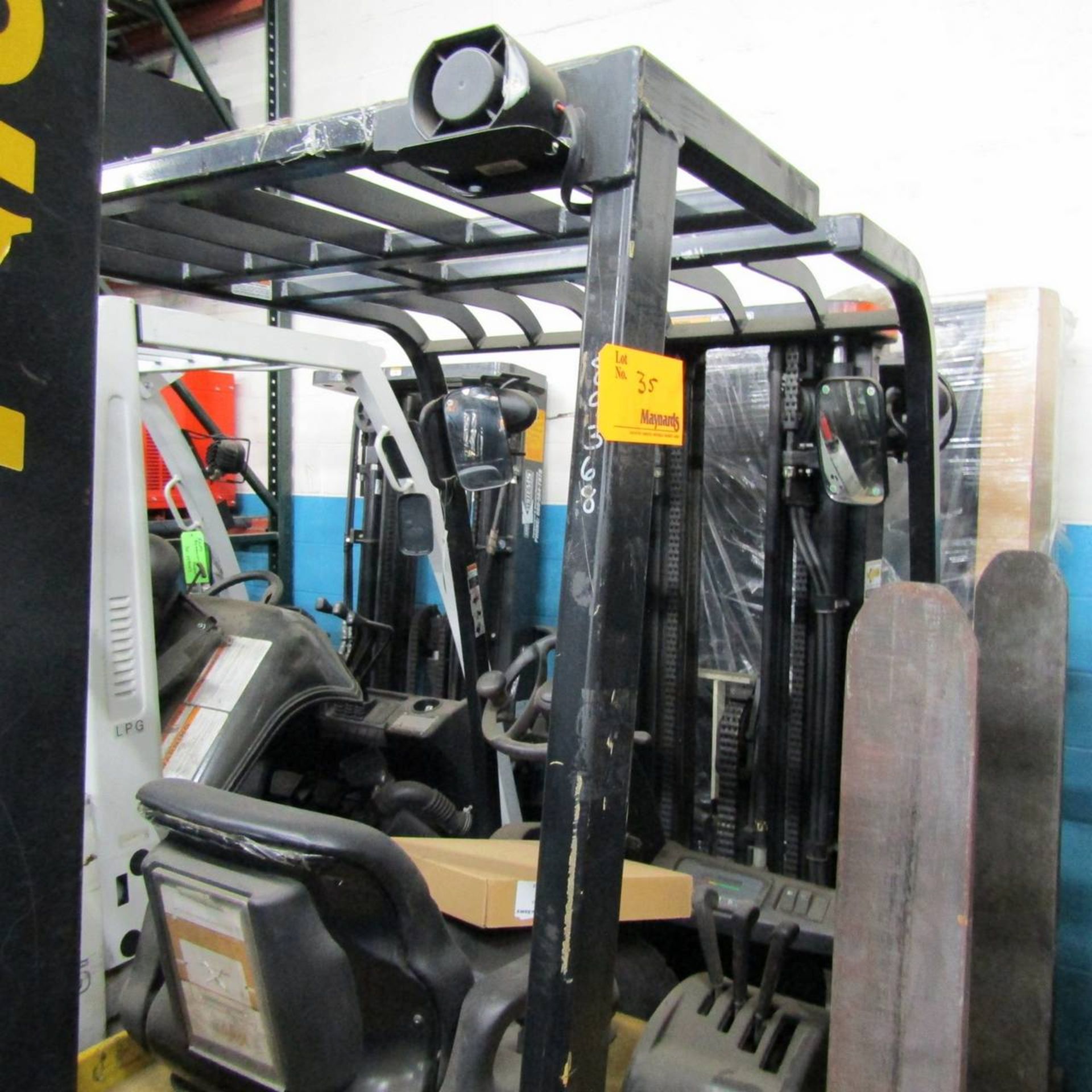 2009 Yale ERP040THN36TE082 Electric Fork Lift - Image 4 of 6