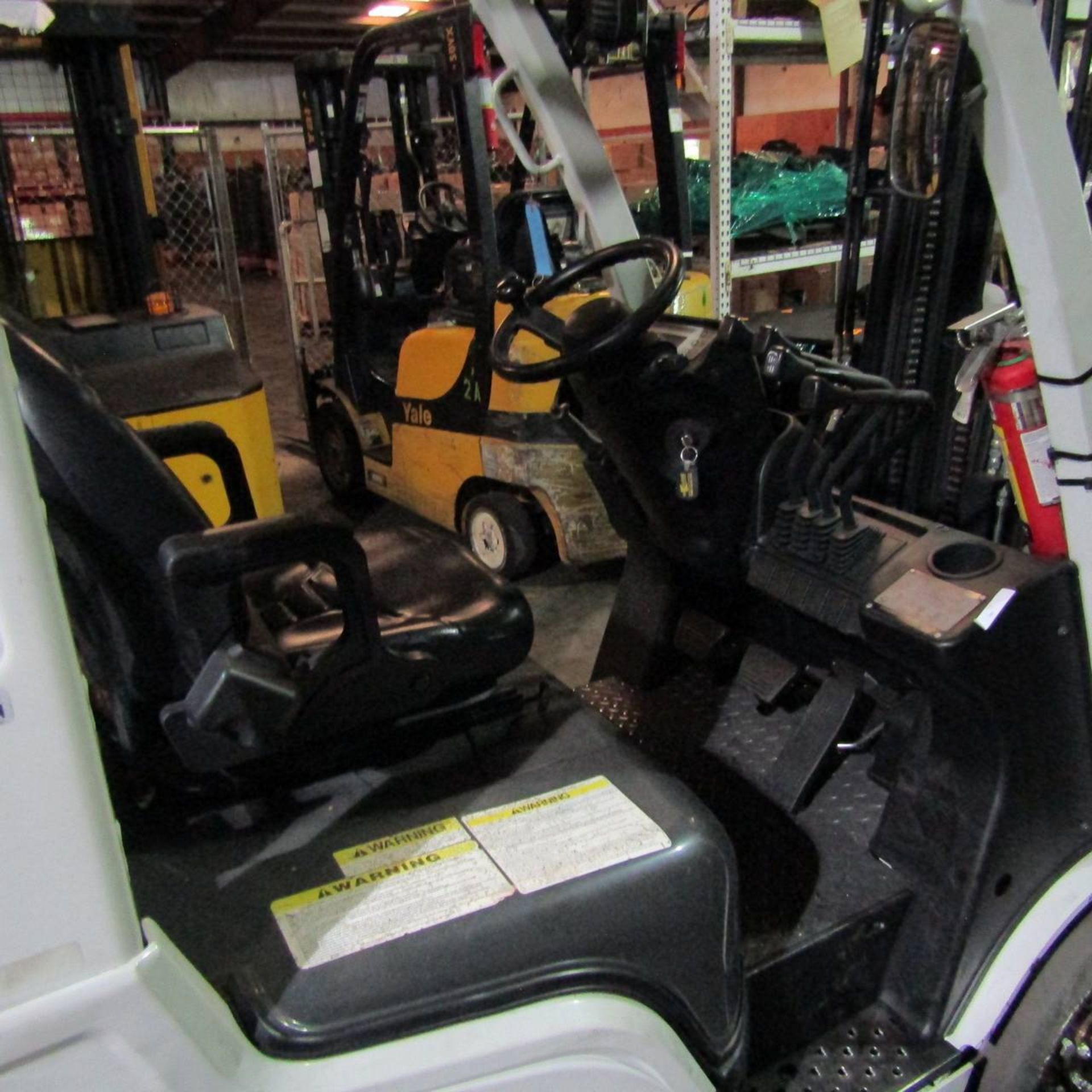 2015 Unicarriers MCP1F2A25LV Propane Fork Lift - Image 5 of 6