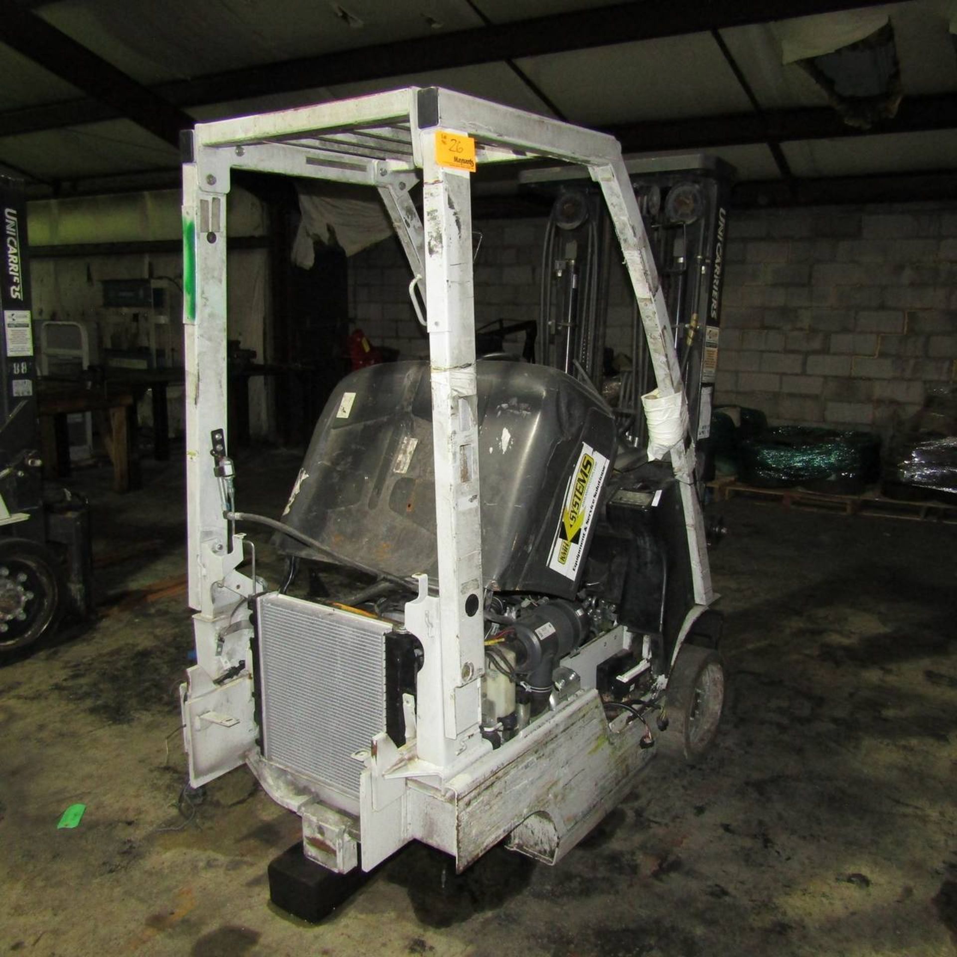 2014 Unicarriers MCP1F1A20LV Propane Fork Lift - Image 4 of 6