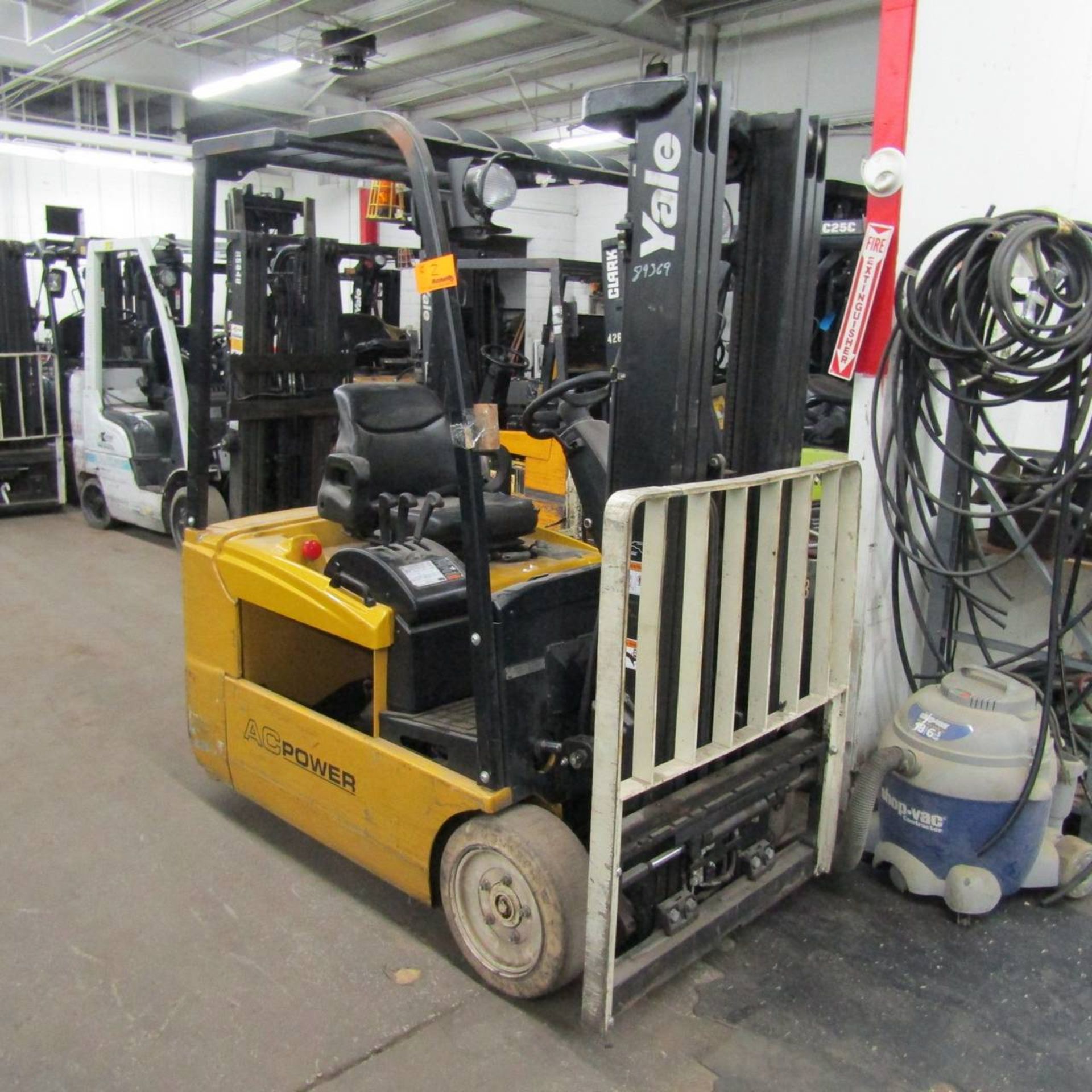 2009 Yale ERP040THN36TE082 Electric Fork Lift