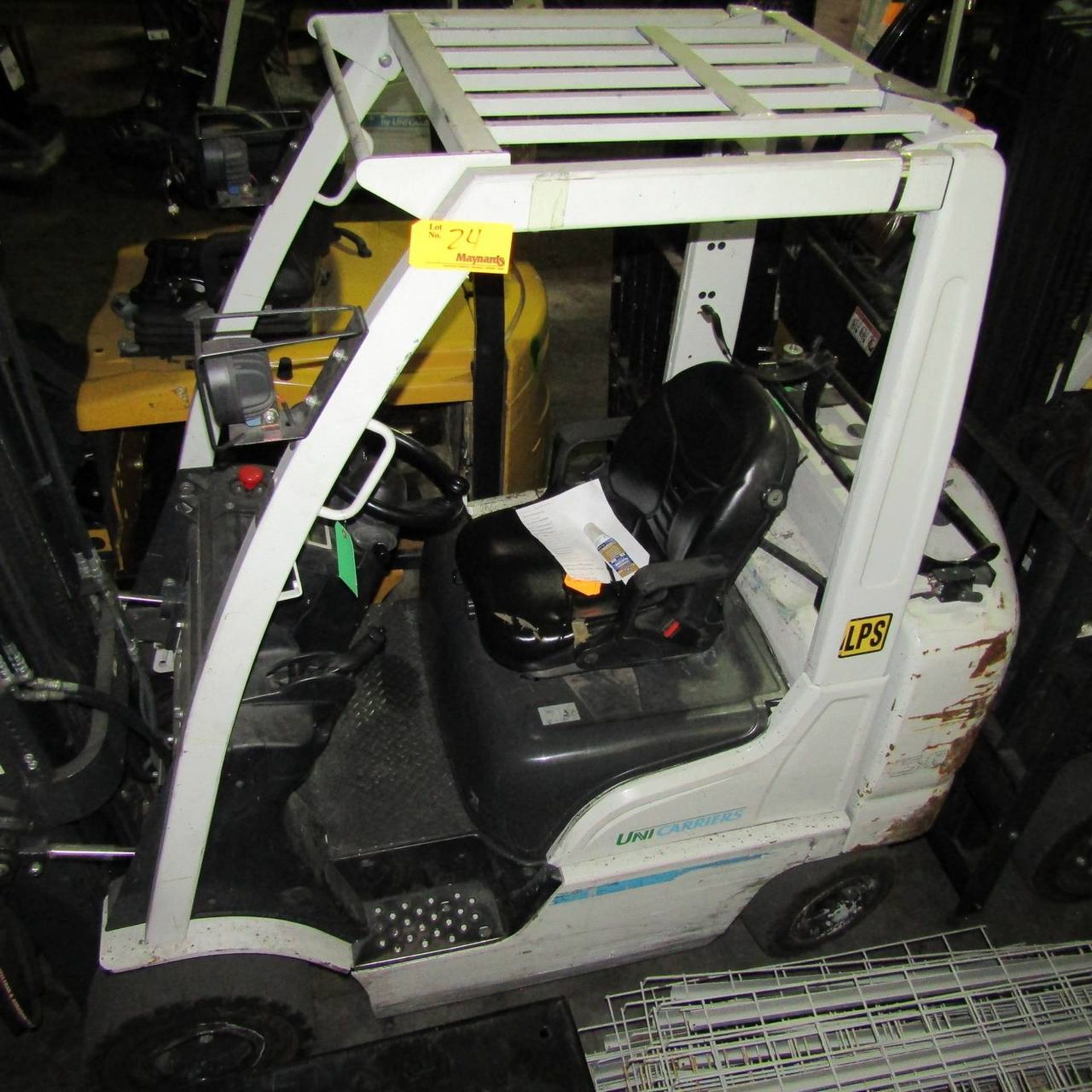 2015 Unicarriers MAP1F2A25LS Propane Fork Lift - Image 2 of 5