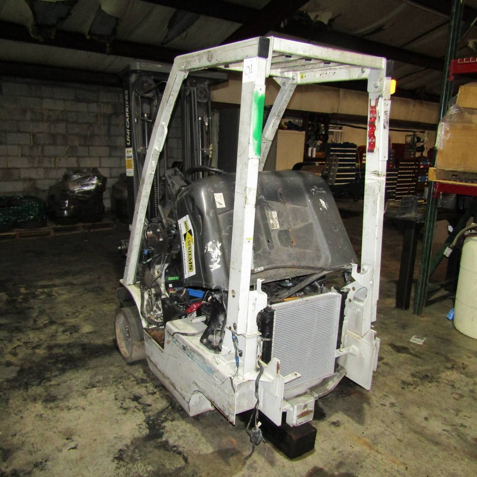 2014 Unicarriers MCP1F1A20LV Propane Fork Lift - Image 3 of 6