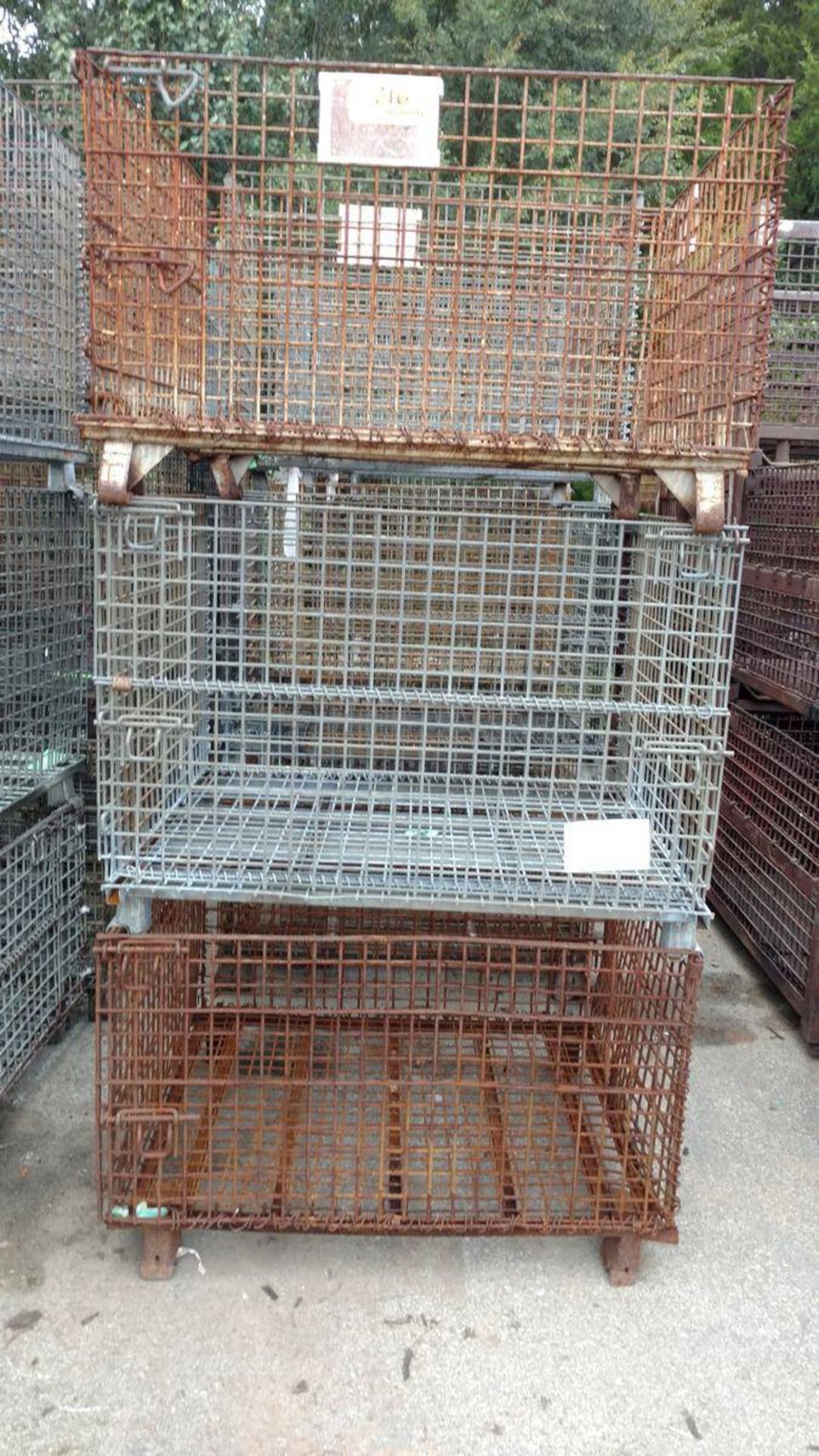 Lot of (15) Collapsible Wire Baskets